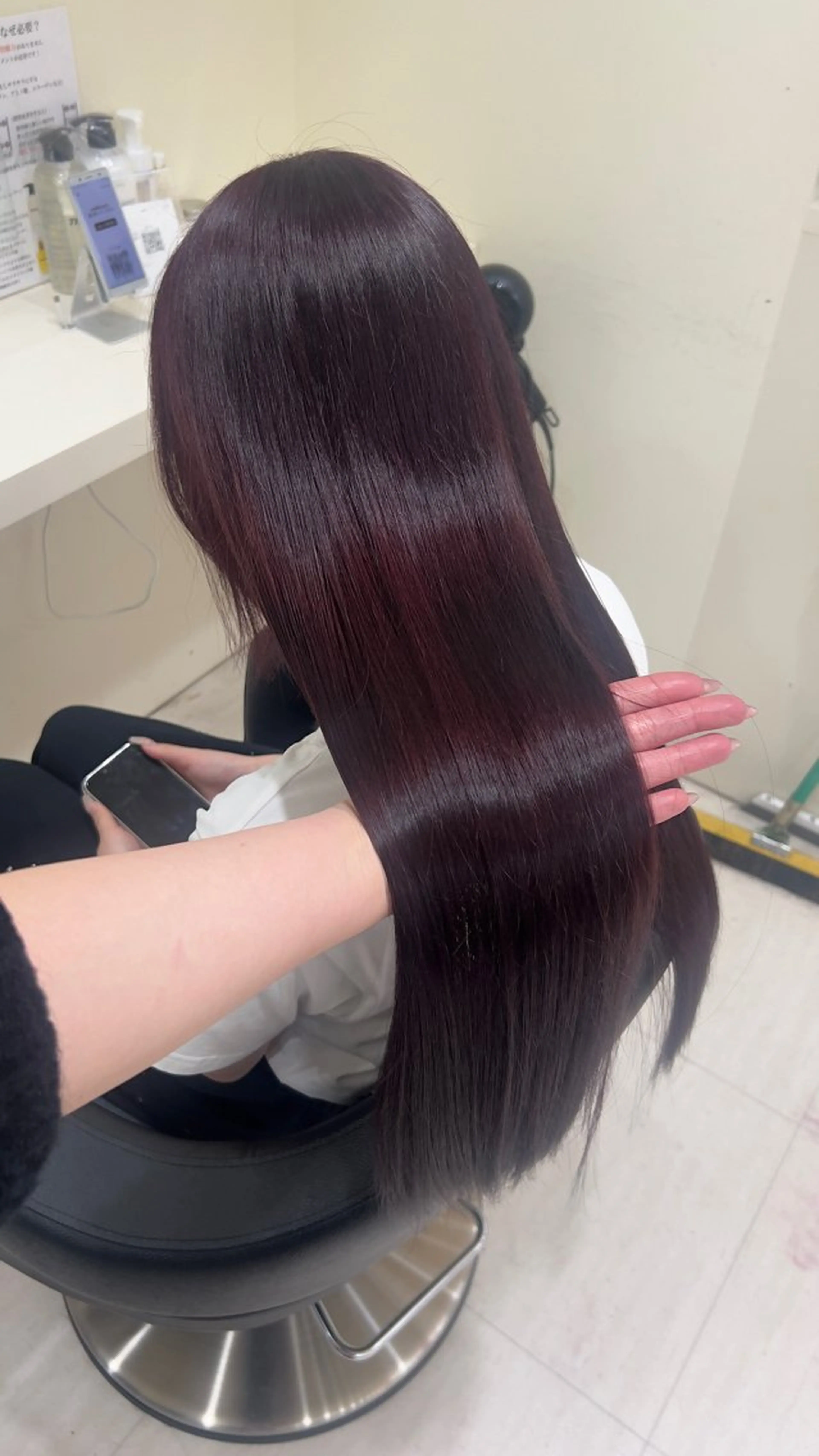ロング カラー ヘアアレンジ ヘアカラー 韓国レイヤー＆ピンク 艶髪🩶maikoのヘアスタイル