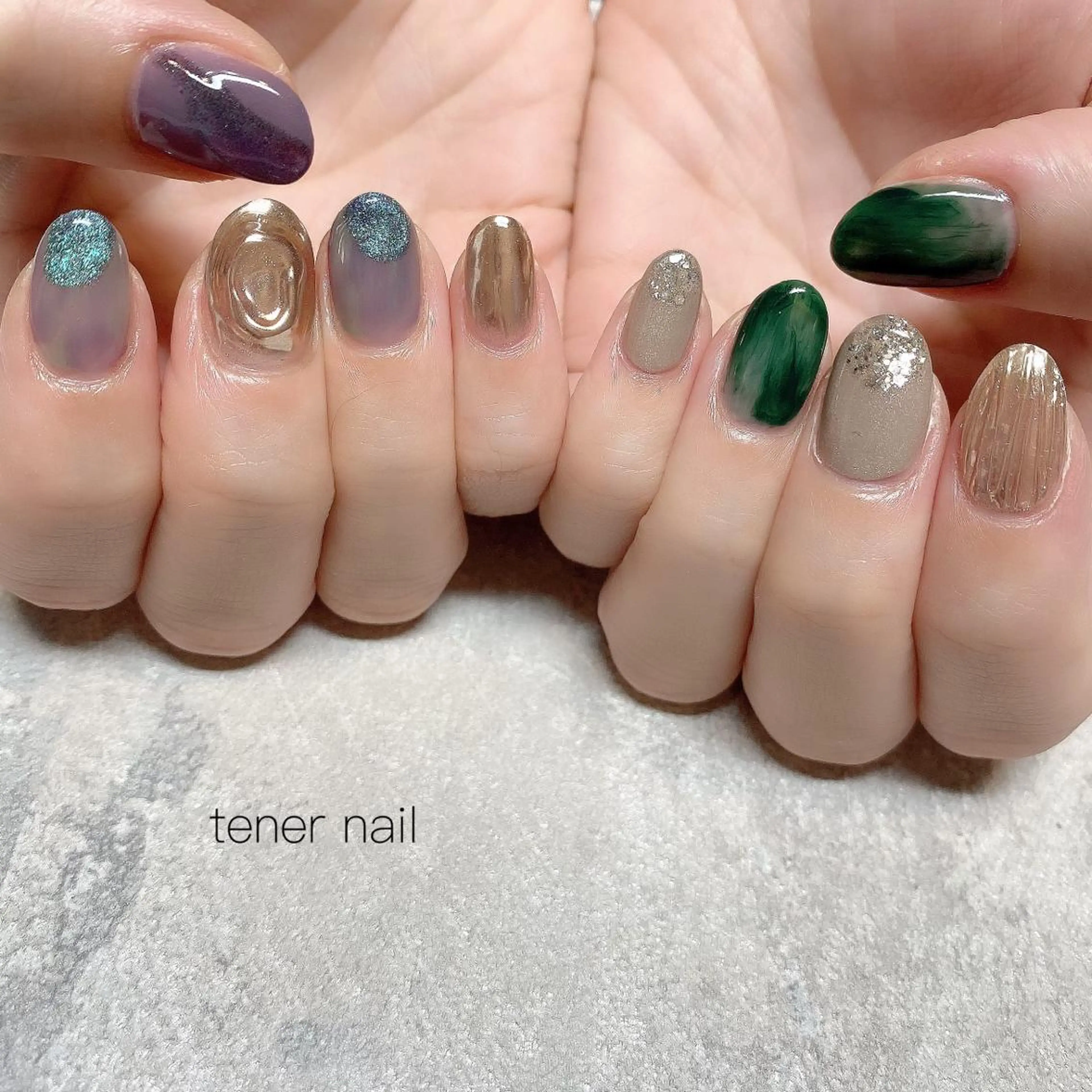 ネイル グリーン マグネットネイル テネルネイル tener nailのネイルデザイン