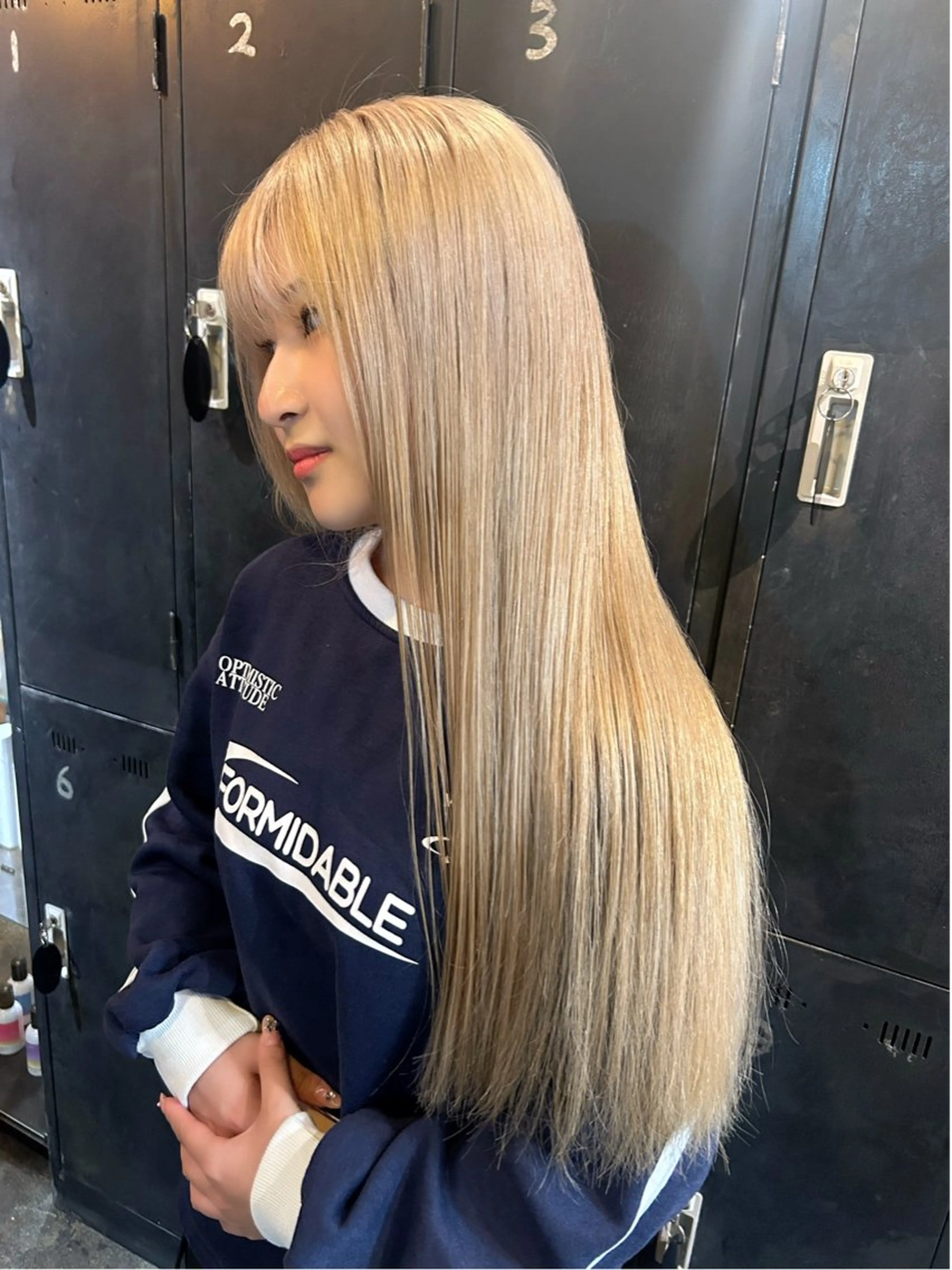 ロング カット ヘアカラー トリートメント ハイトーン/ブリーチ 🧁soraのヘアスタイル