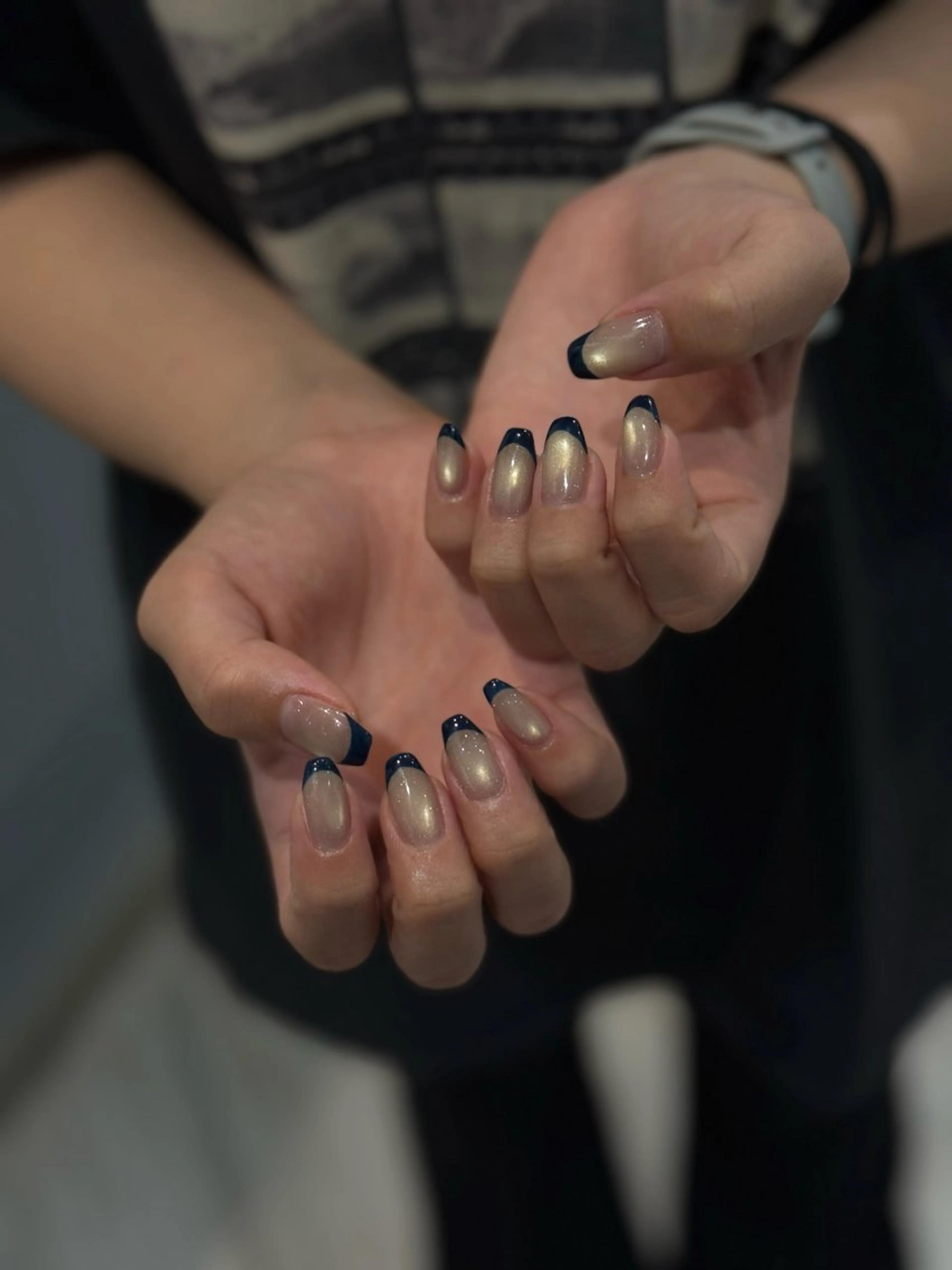 ネイル フラッシュネイル フラッシュマグ ネイビー Manami /熊谷ネイルのネイルデザイン