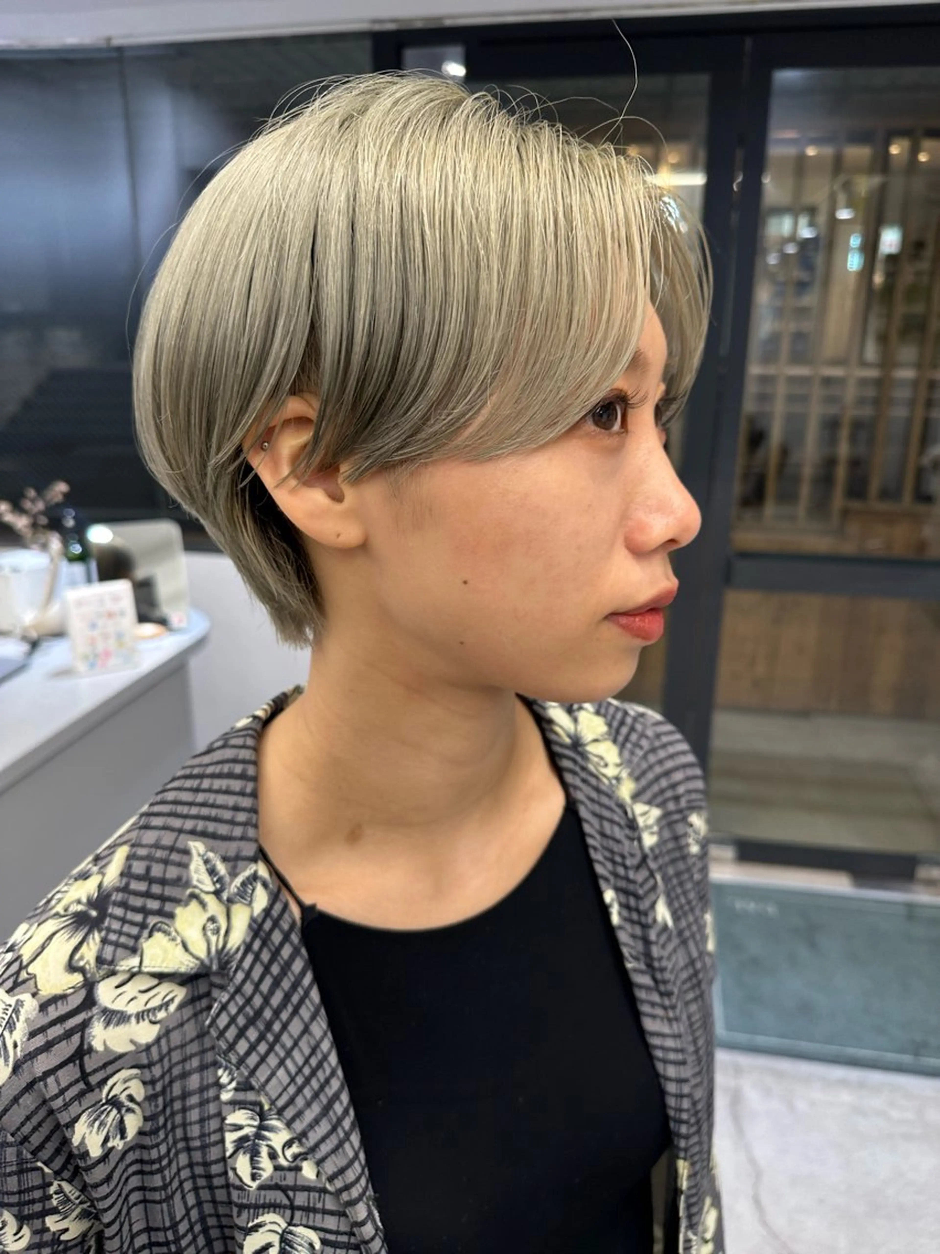 ショート カット ヘアカラー トリートメント 骨格診断で絶対可愛い ✨丸みショート✨凌弥のヘアスタイル