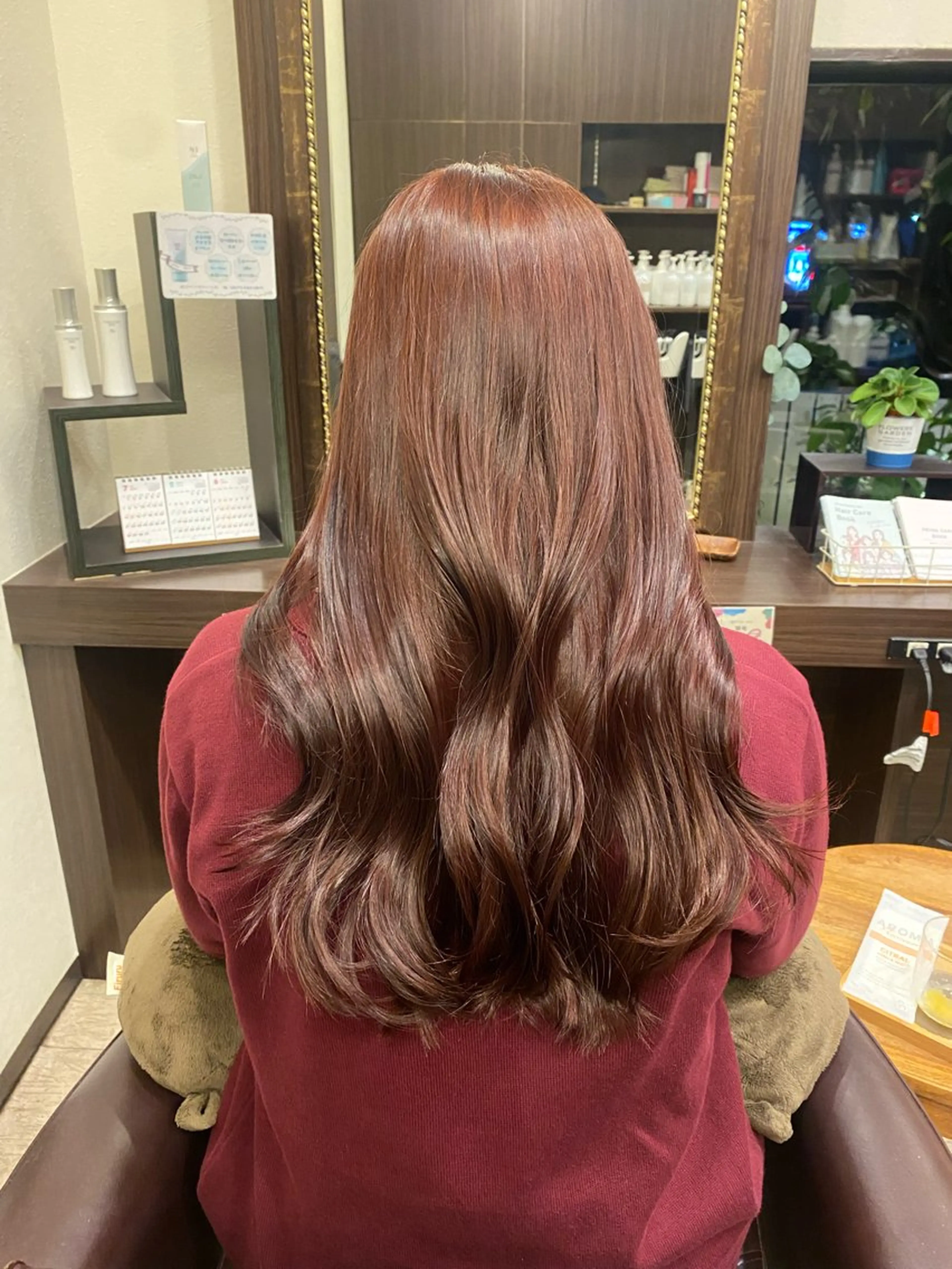 ロング カラー 梅津 桜子のヘアスタイル