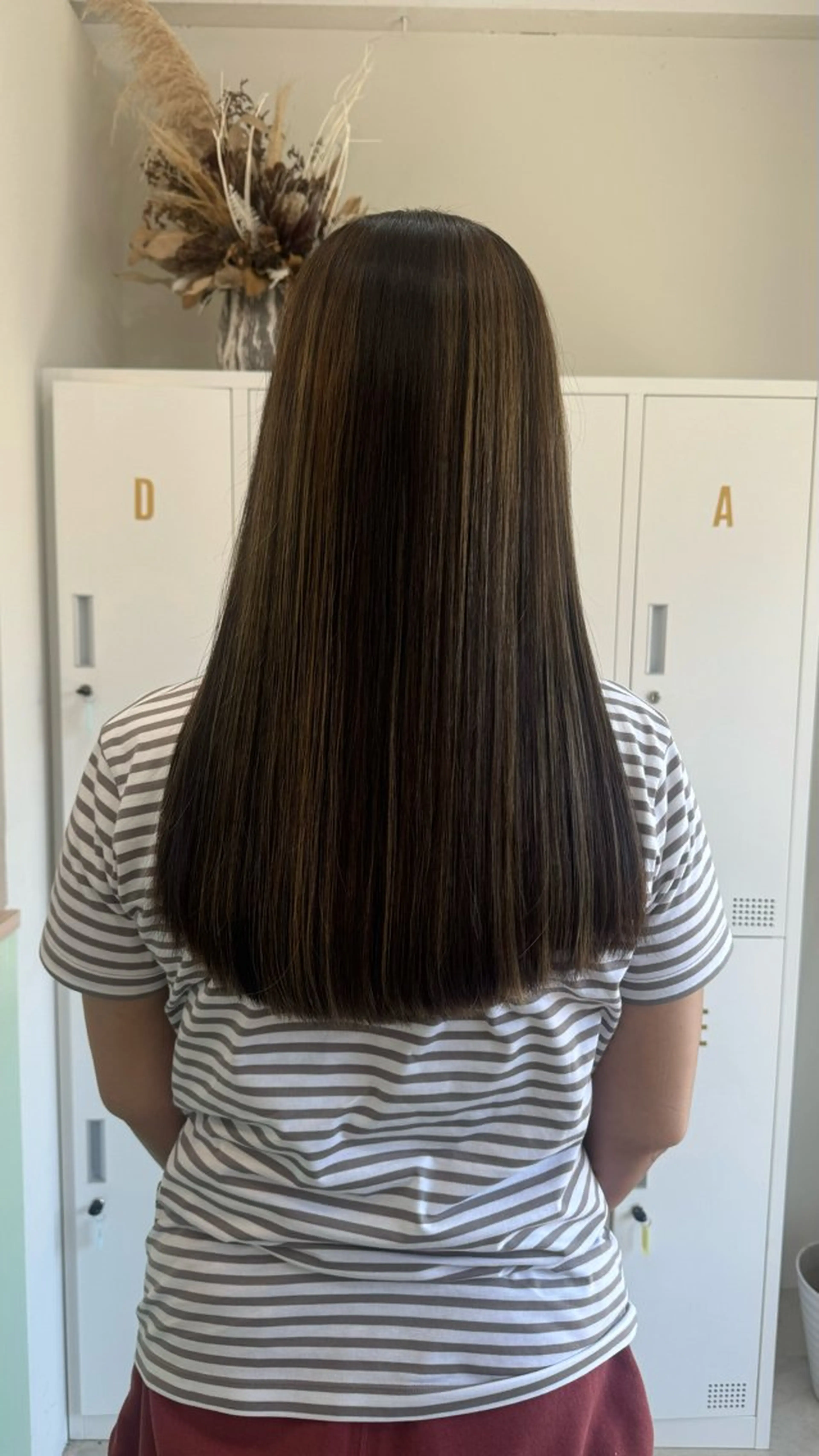 セミロング トリートメント Angelica Hinaのヘアスタイル