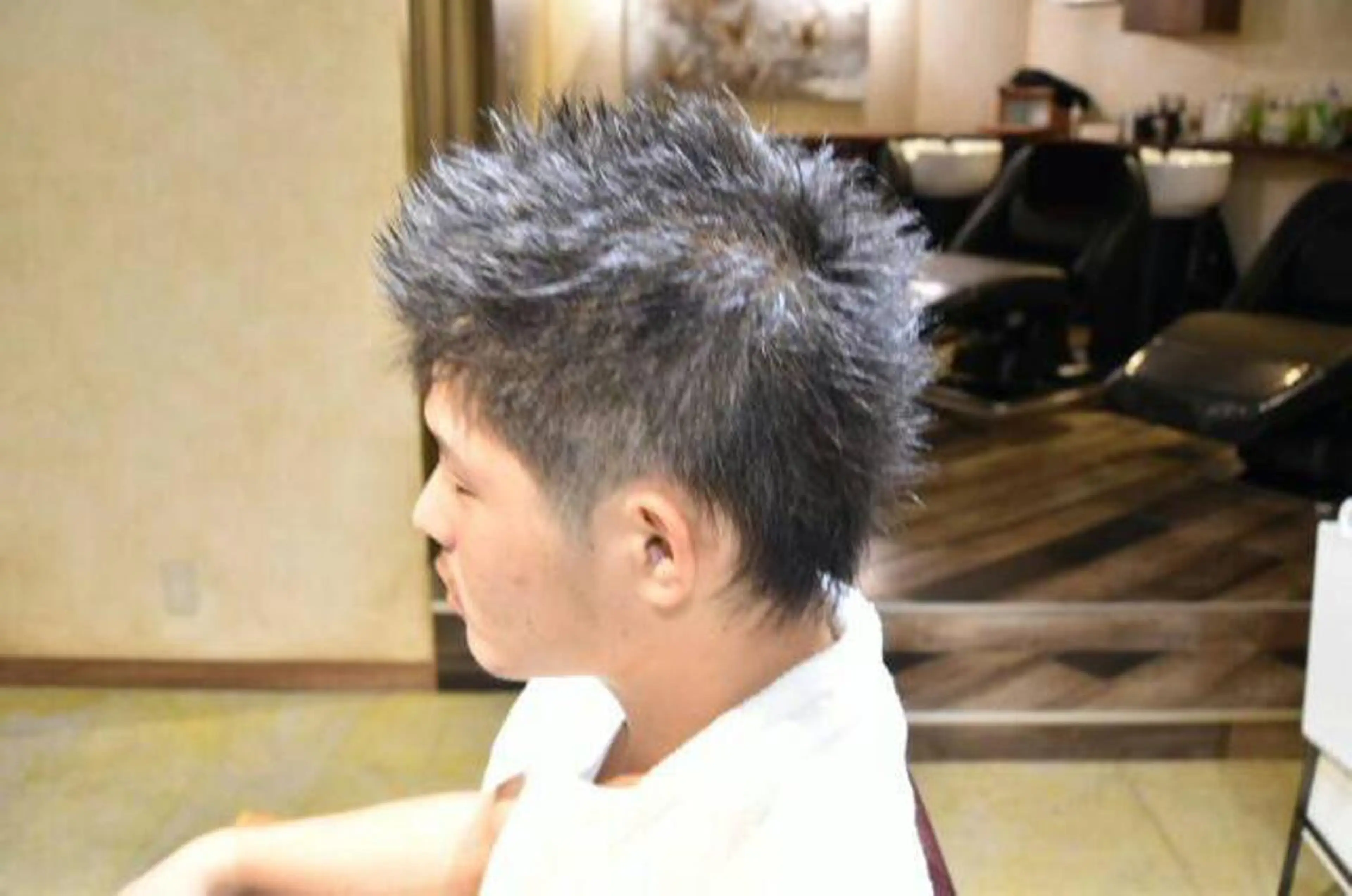 メンズ HAIR  DESIGN ATELER MIU所属・KAWABATA NORIEのヘアスタイル