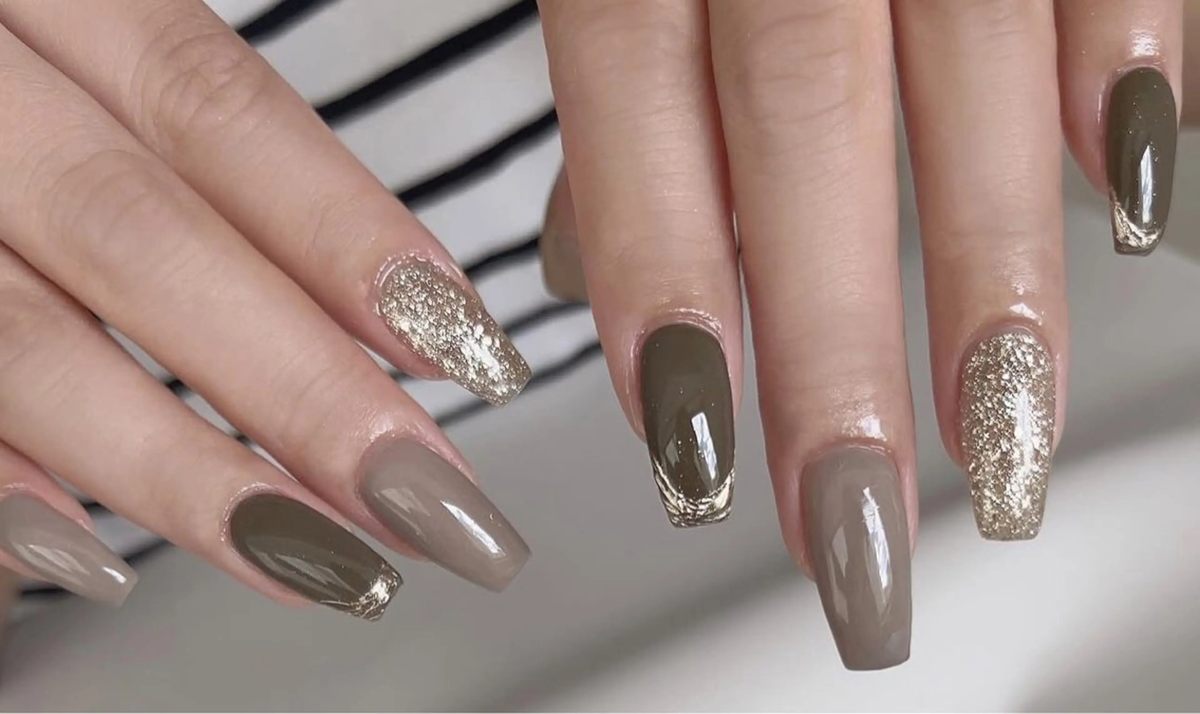 ネイル フレンチネイル ジェルネイル ハロウィン キラキラネイル 韓国ネイル ハンドネイル H.baby Nail Salonのネイルデザイン