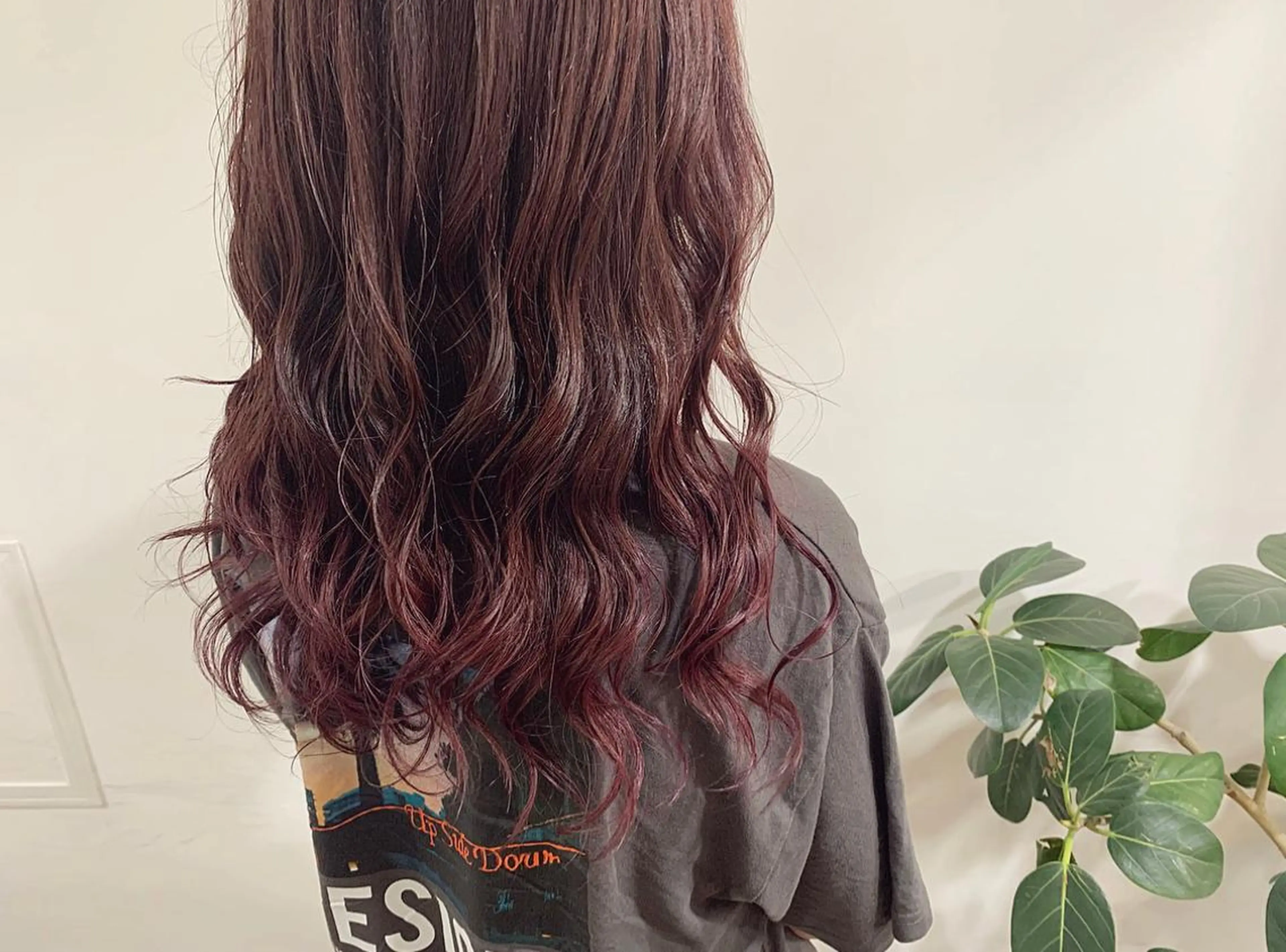 ロング カラー ヘアアレンジ ブラウンカラー グラデーションカラー ハイライトカラー ピンクカラー ピンクブラウン たかいわ みきのヘアスタイル