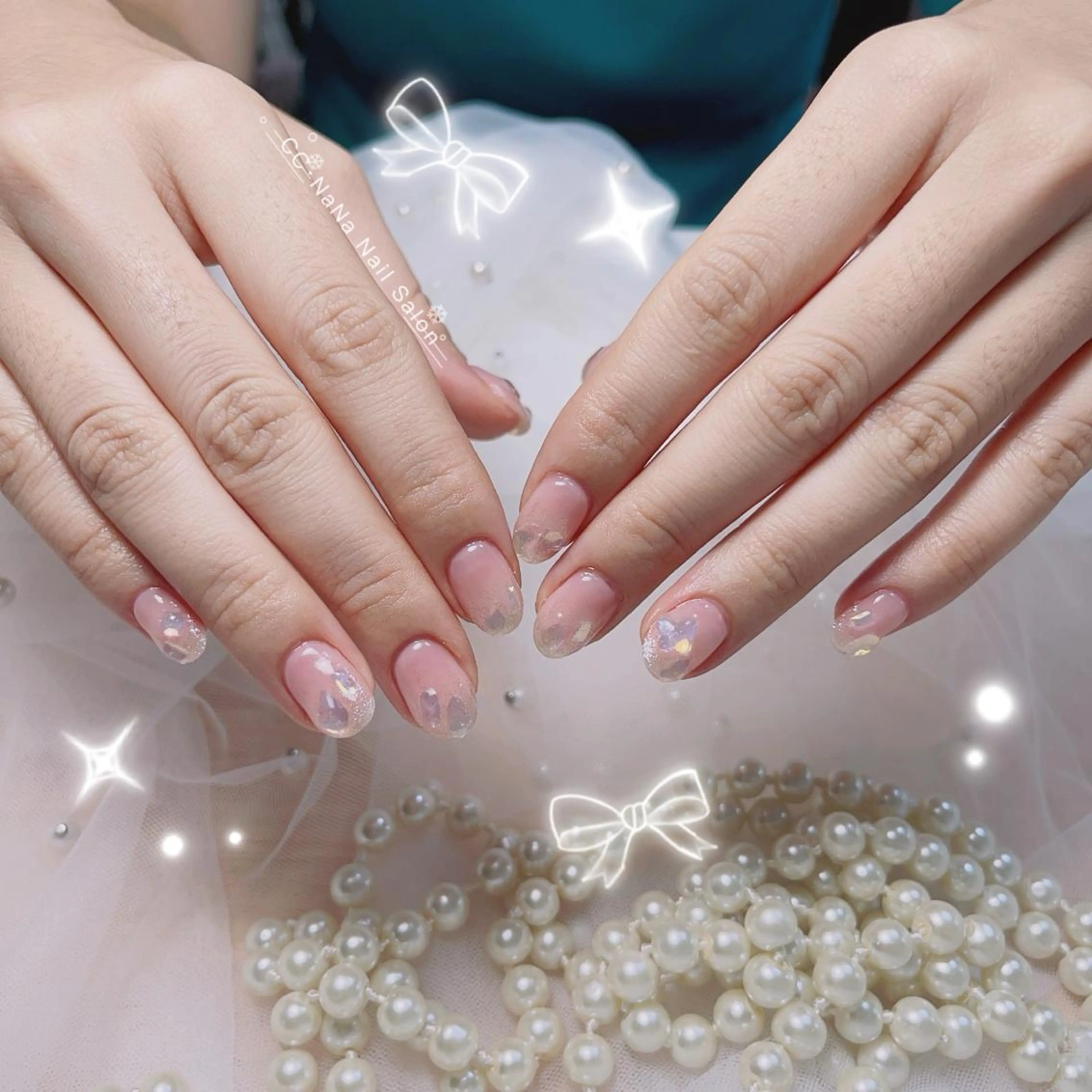 ネイル チークネイル フラッシュネイル ジェルネイル ハート キラキラネイル 💎CC・NaNa 韓国風ネイル🌙Cのネイルデザイン