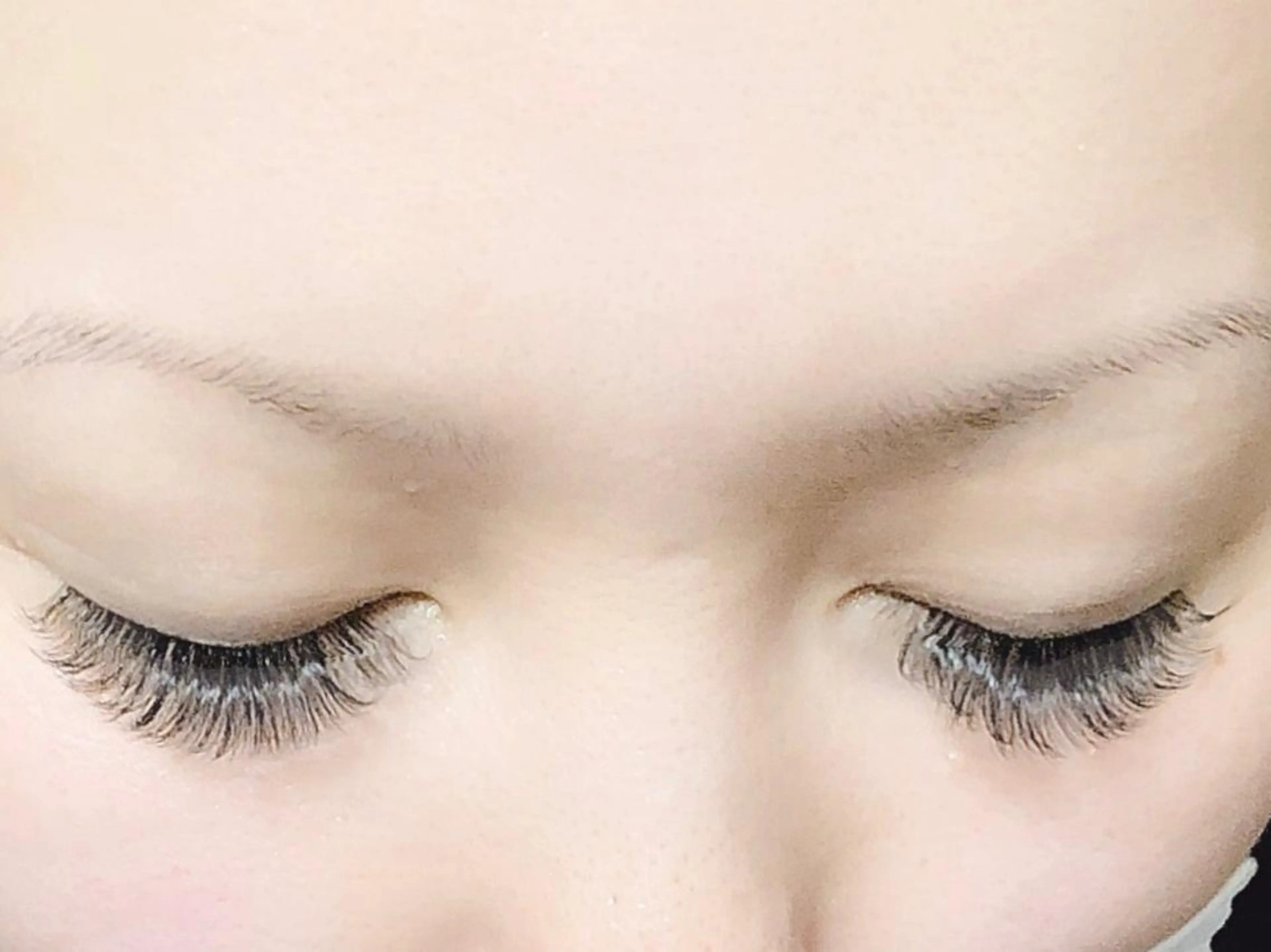 マツエク・マツパ ボリュームラッシュ ARONA (アローナ)の眉毛・アイブロウイメージ