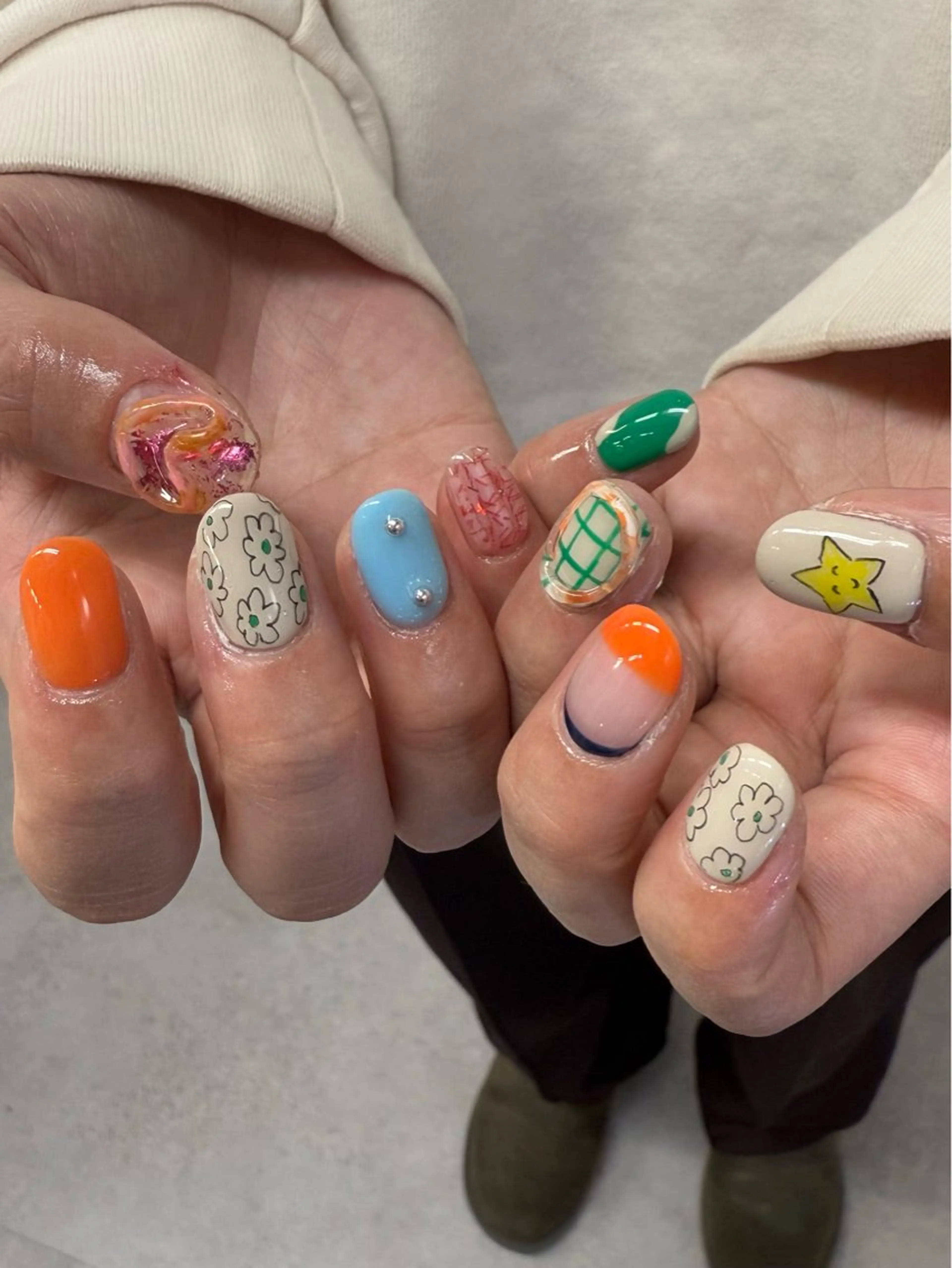 ネイル ハンドネイル ULL emiriのネイルデザイン