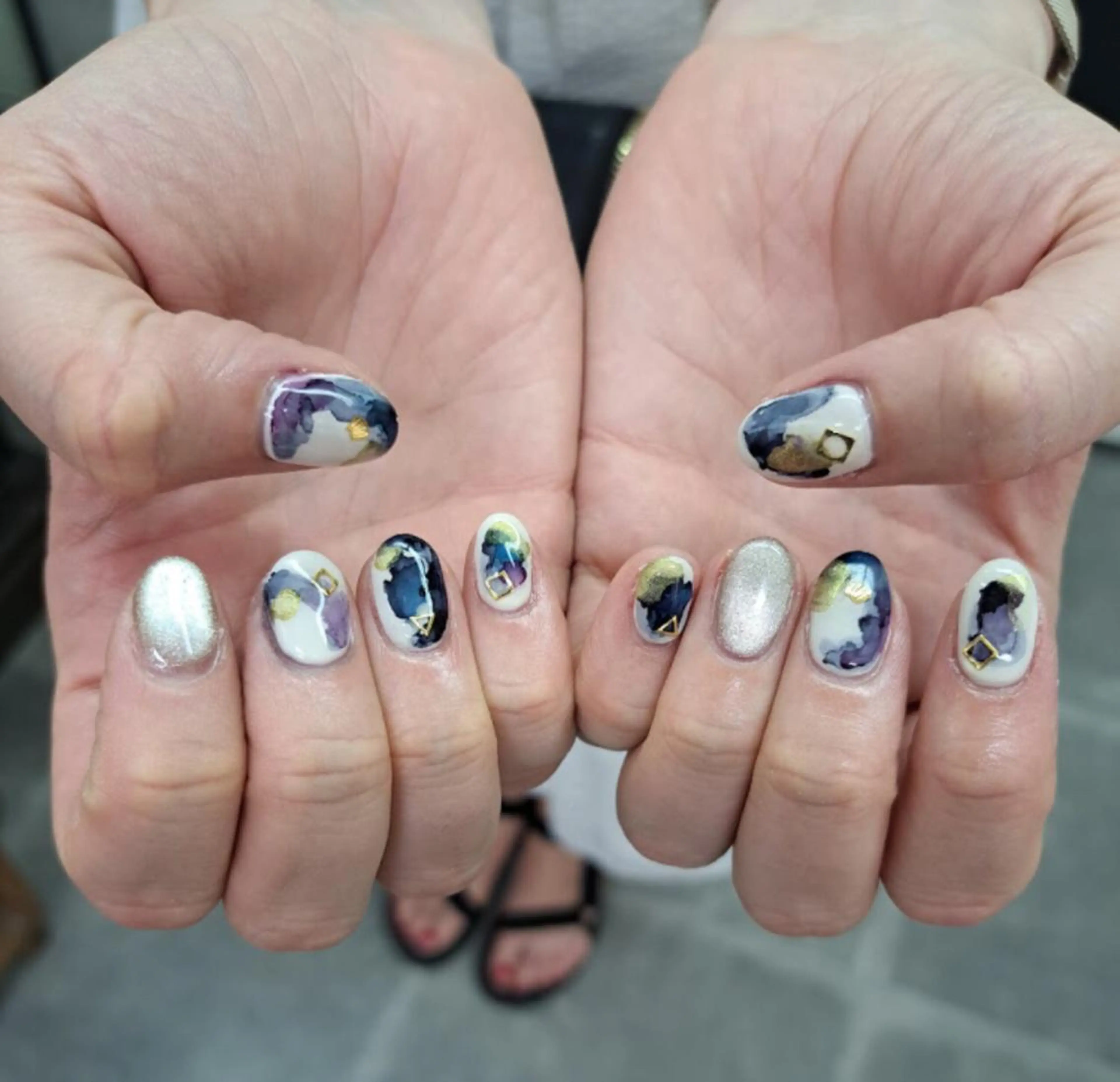 ネイル アートネイル ジェルネイル ニュアンスネイル スカルプネイル nailstudio eviz新宿店のネイルデザイン