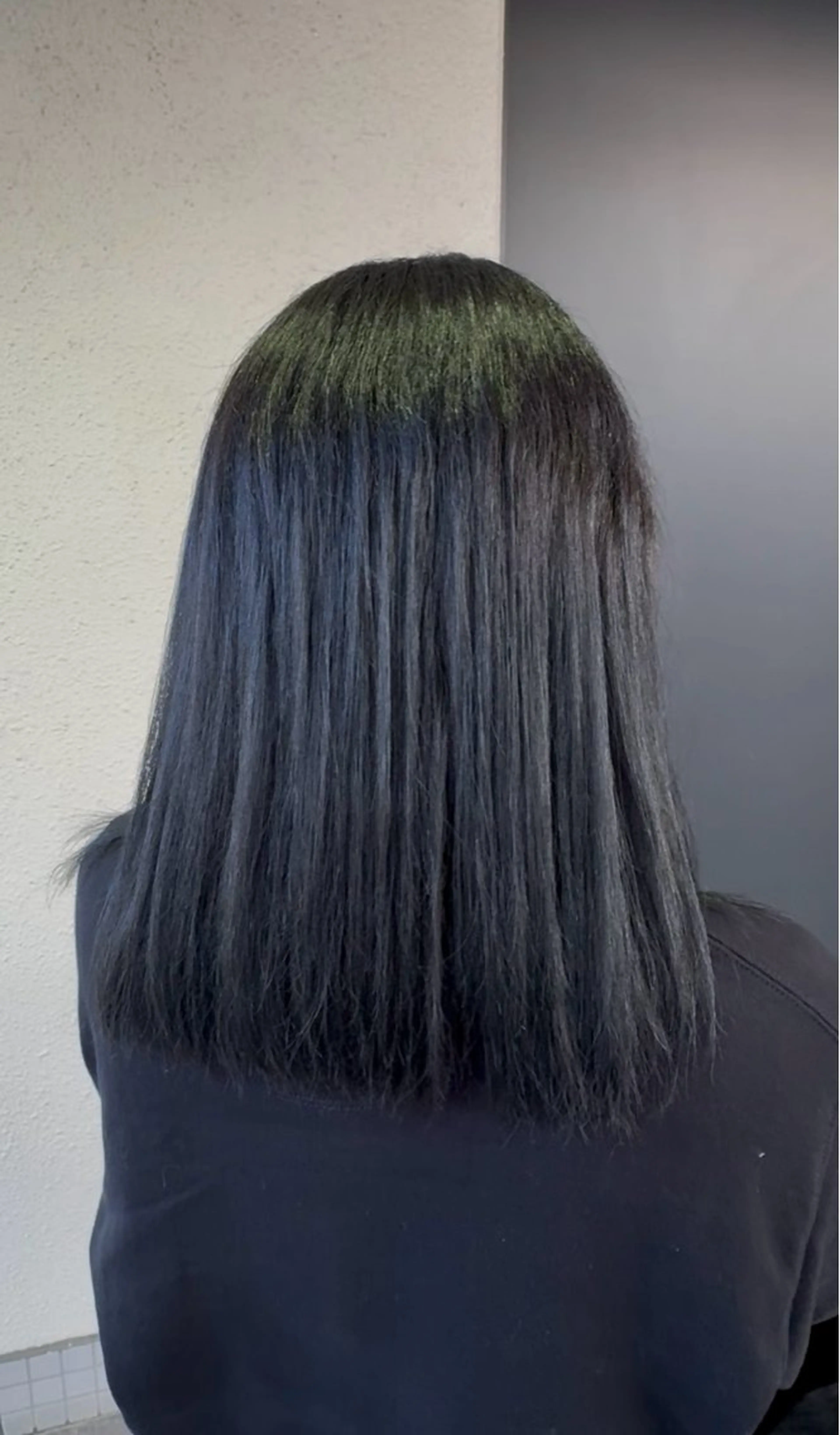 ミディアム カラー 黒髪 ブルーカラー ブルーブラック メンズカットモデル 落合 悠夏✄﻿のヘアスタイル