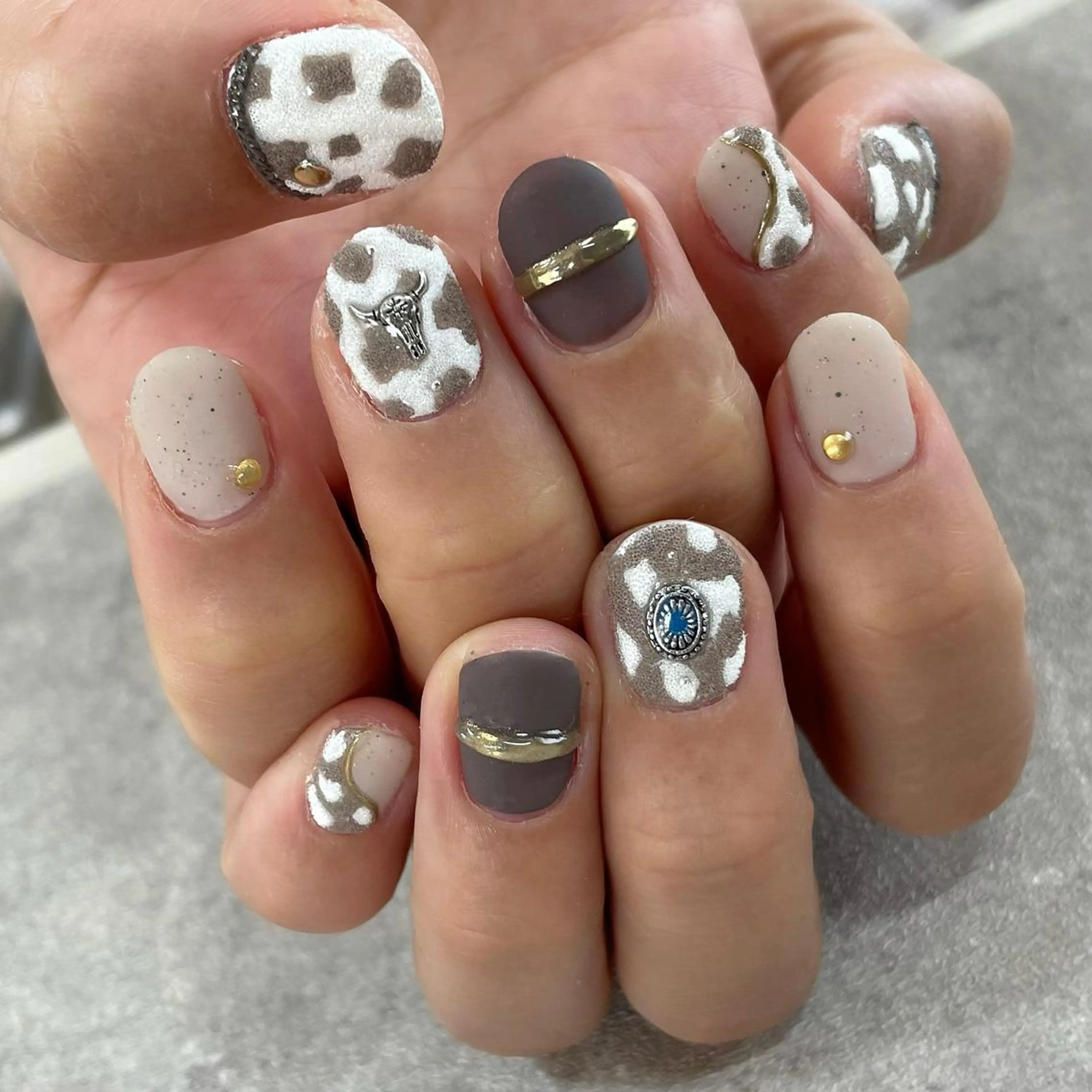 ネイル 東 千夏のネイルデザイン