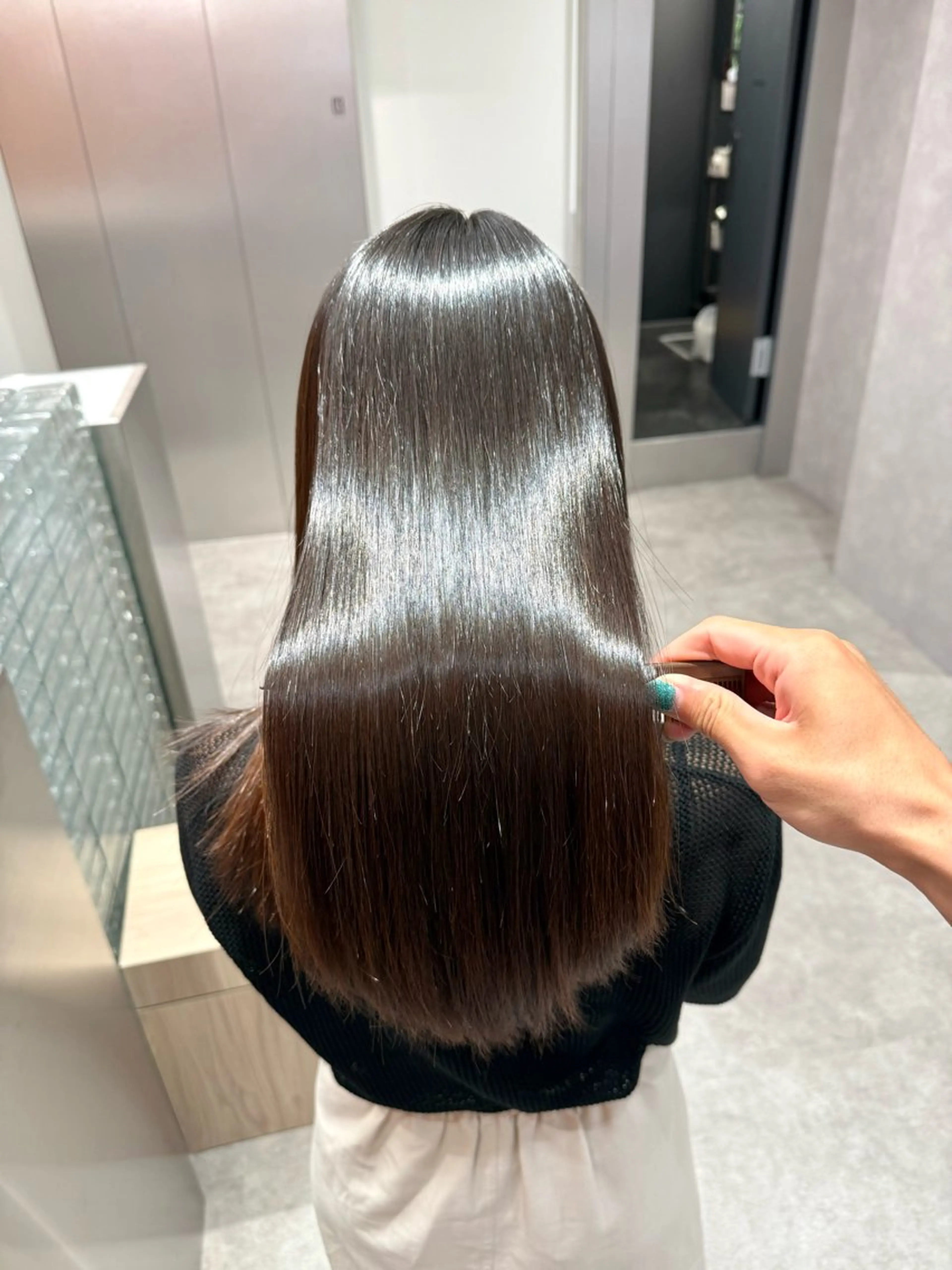 ロング カラー パーマ ヘアアレンジ 髪質改善 縮毛矯正 トリートメント ストレートパーマ カット 縮毛矯正 トリートメント 縮毛矯正/髪質改善/ ブリーチ毛/木元渓太のヘアスタイル