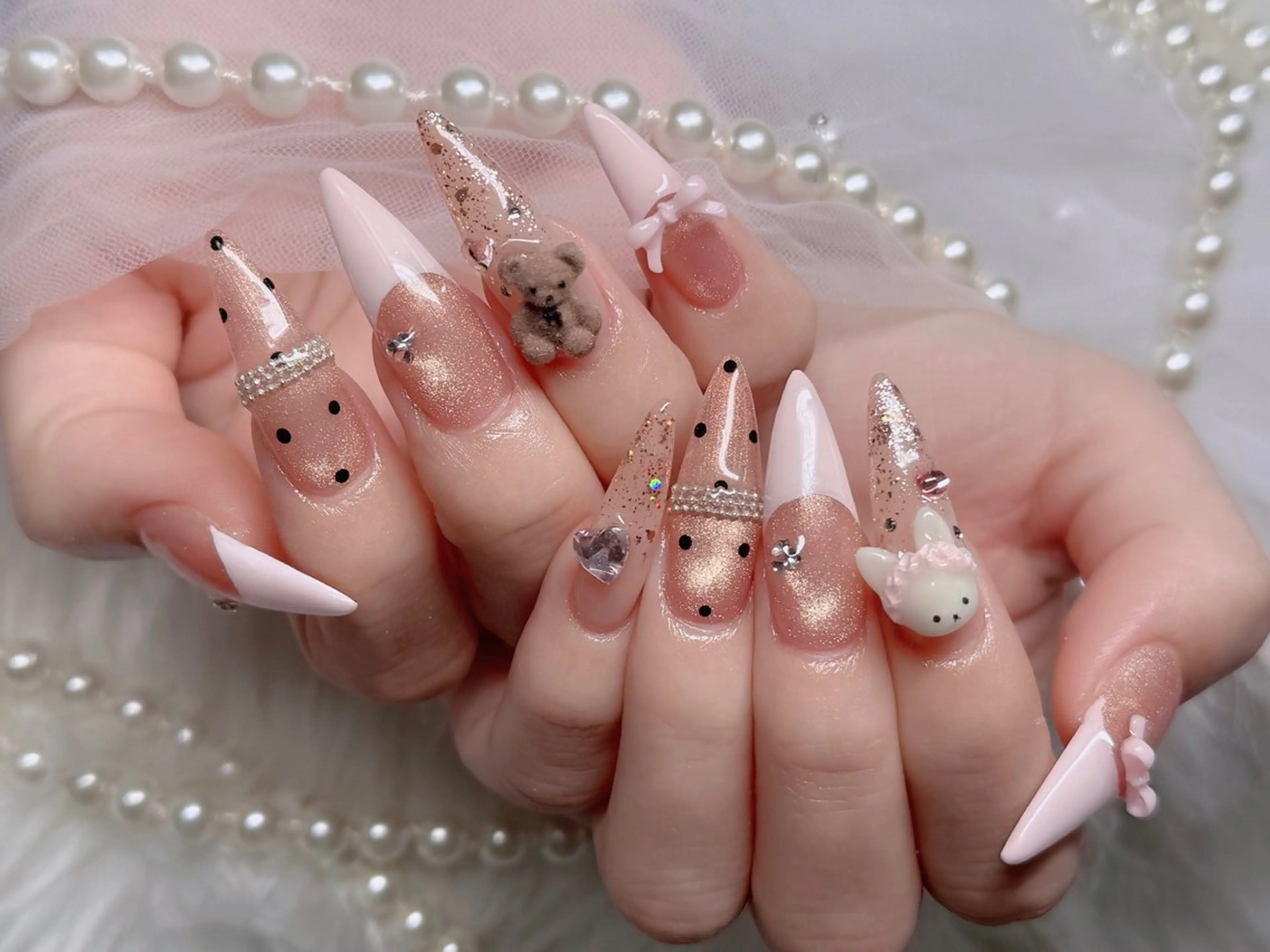 ネイル フレンチネイル ジェルネイル ハロウィン キラキラネイル 韓国ネイル ハンドネイル H.baby Nail Salonのネイルデザイン