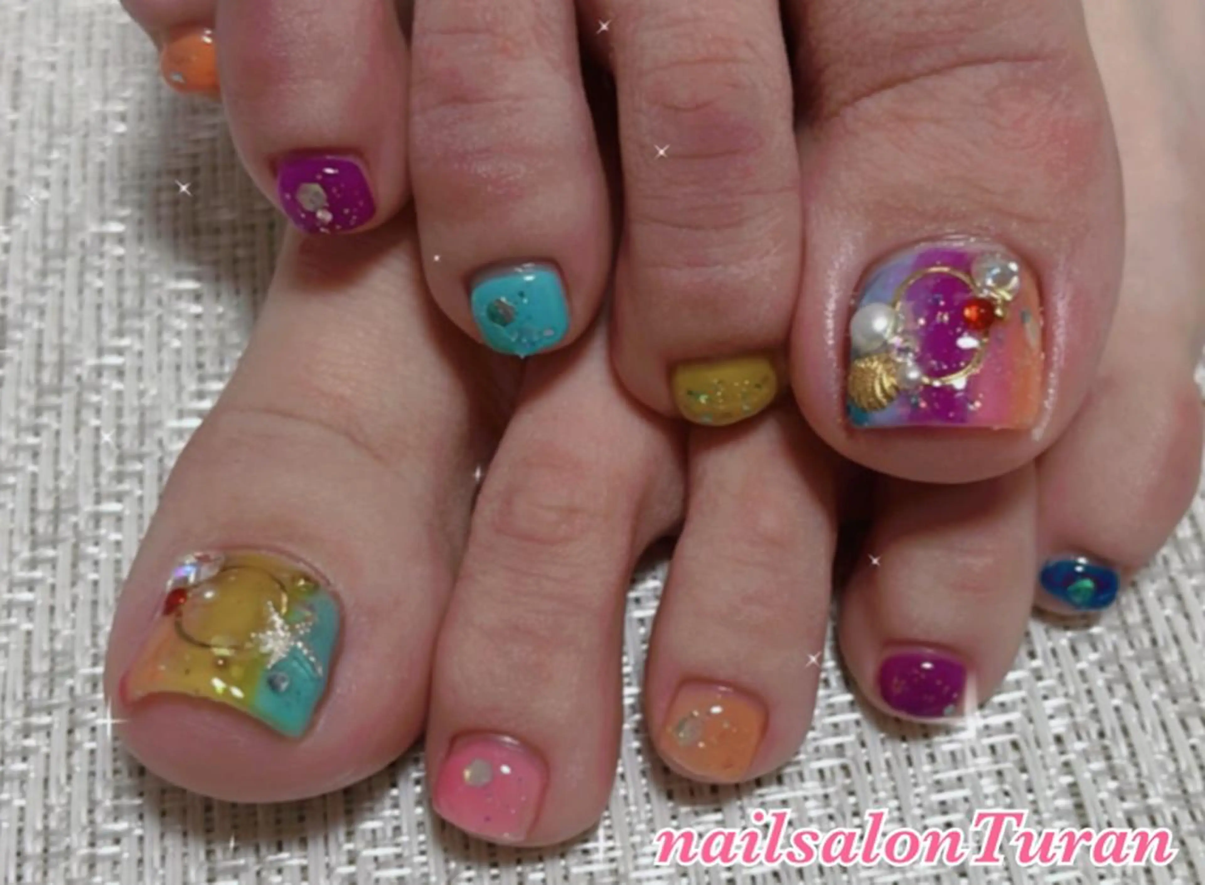 ネイル 上村 未来のネイルデザイン