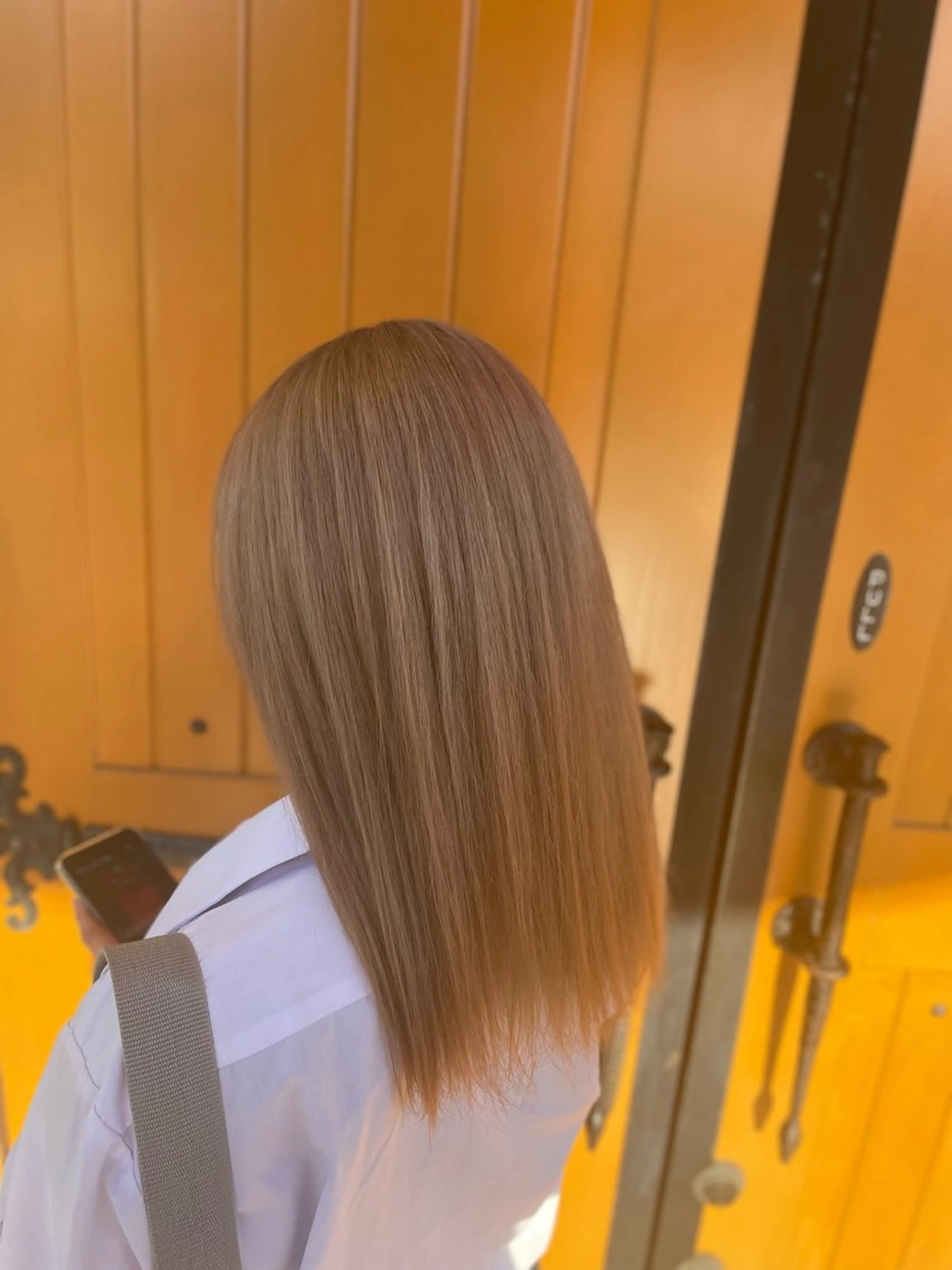 カラー 🍑宮川 愛菜🍑のヘアスタイル