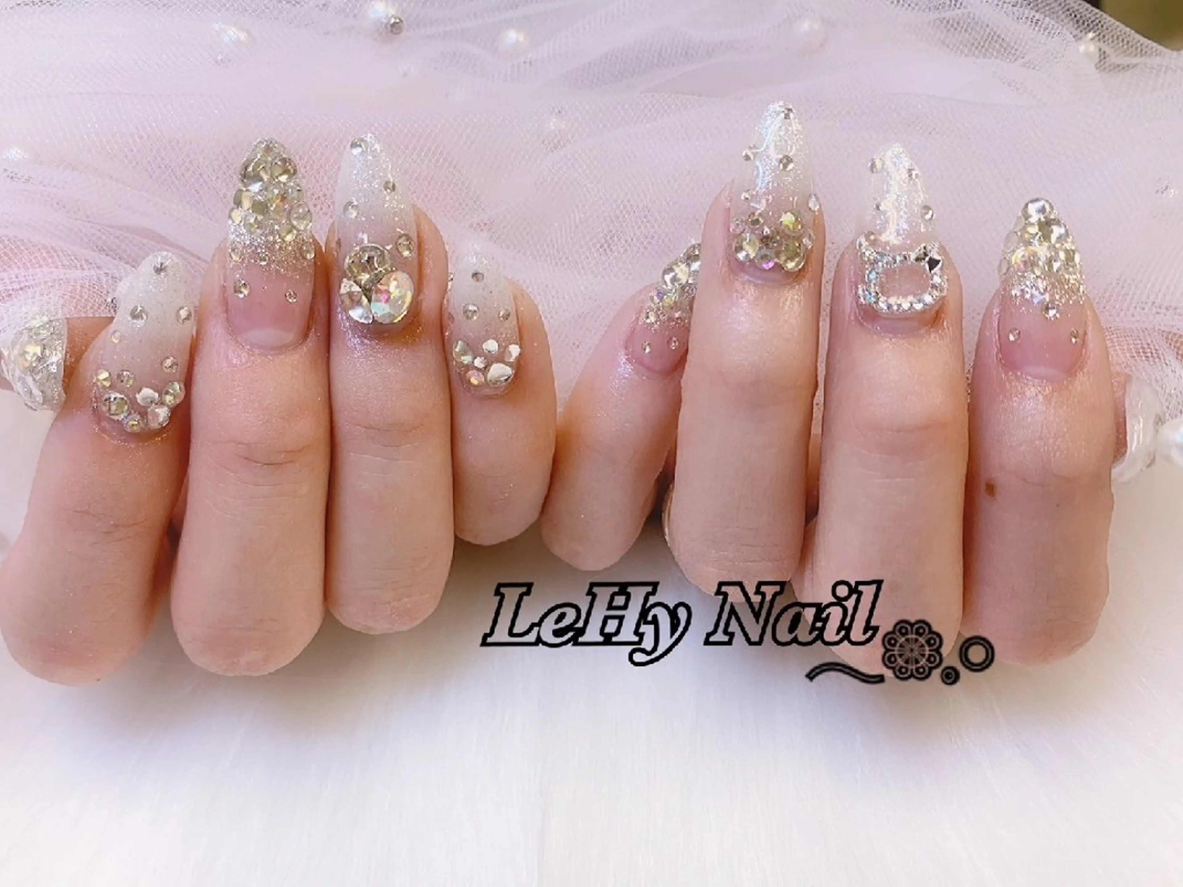 ネイル ハンドネイル LeHy nailのネイルデザイン