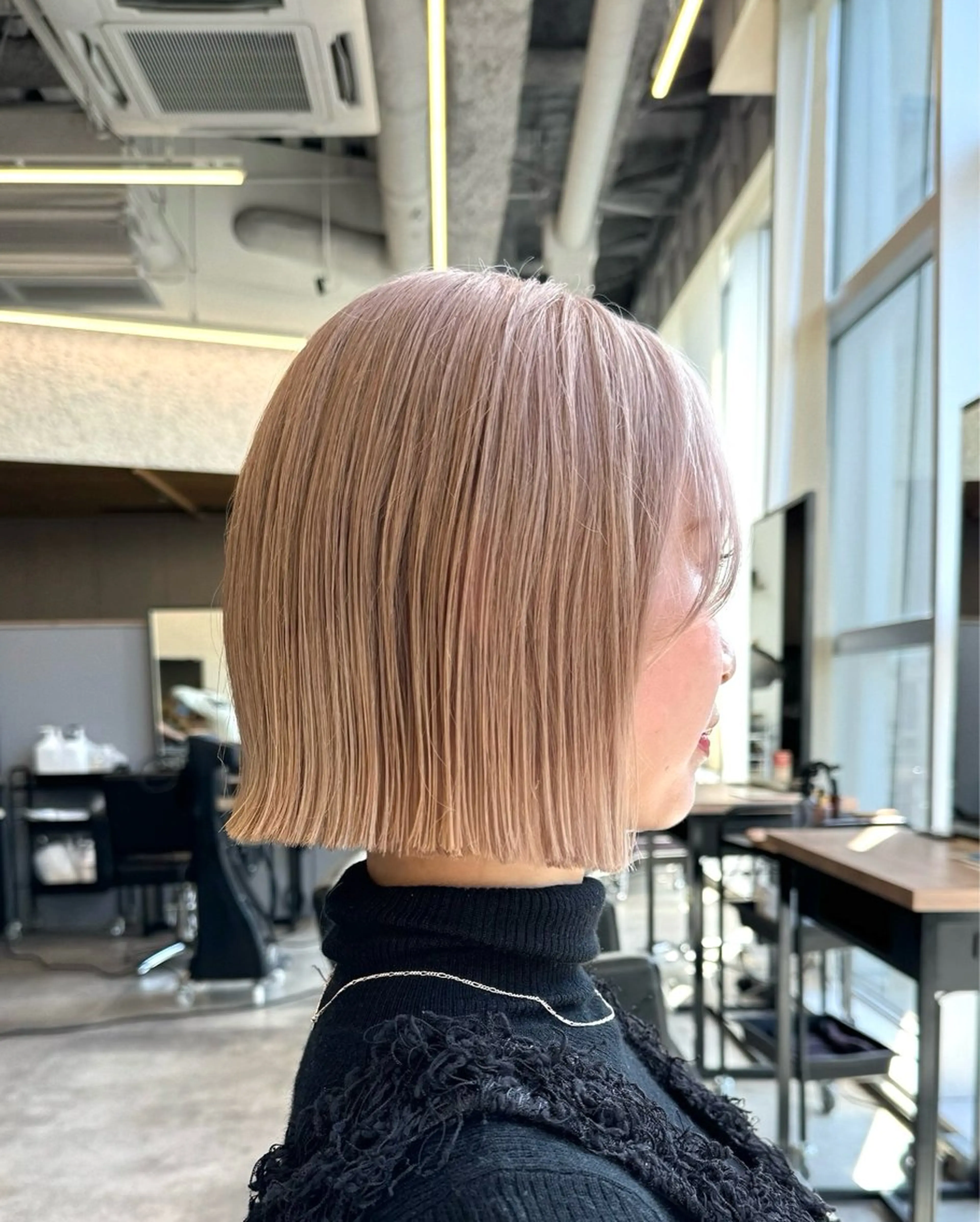 ショート 艶髪／レイヤー／ 垢抜け🩵／MARIのヘアスタイル