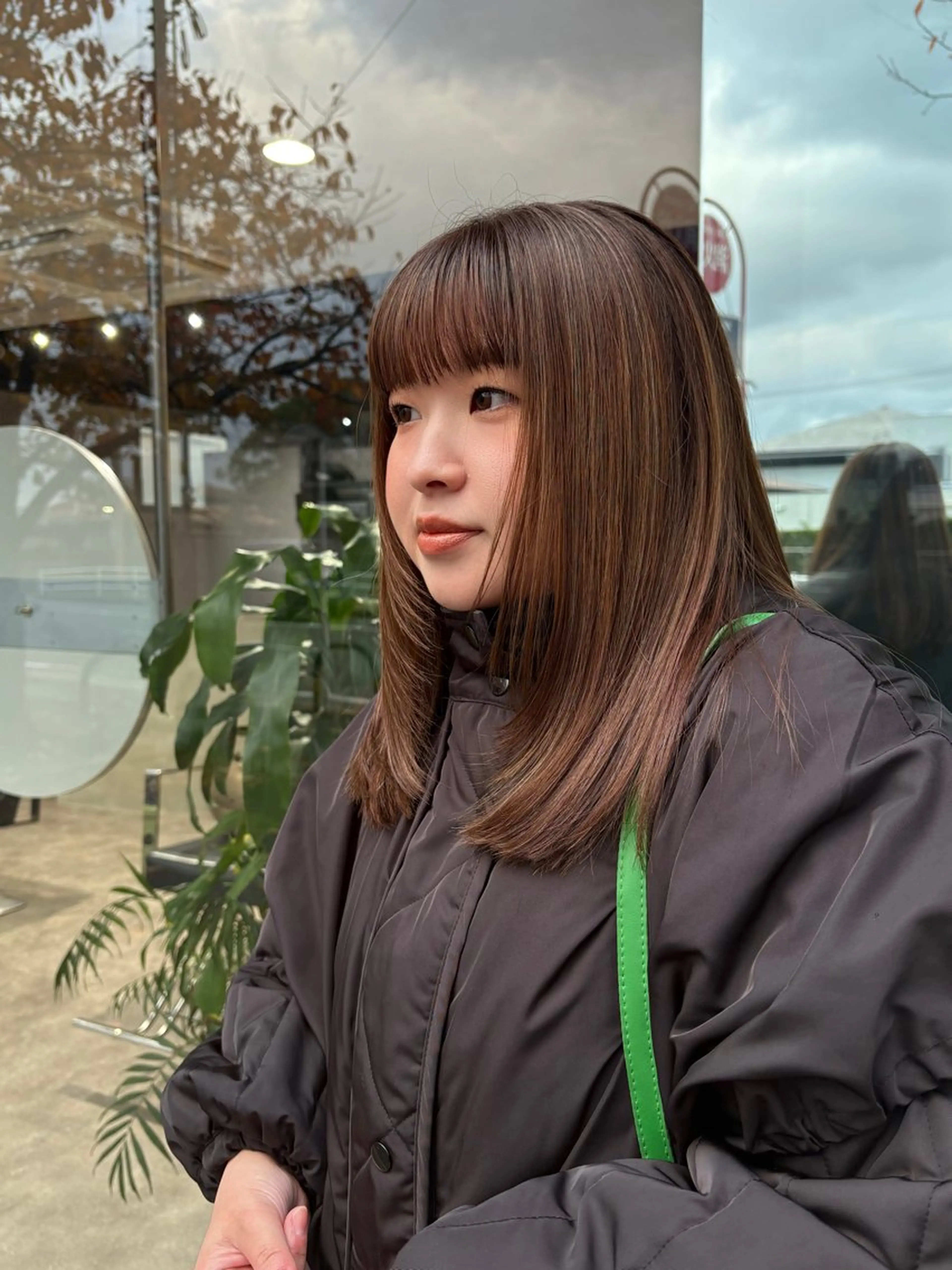 ミディアム カラー 井手 素子のヘアスタイル