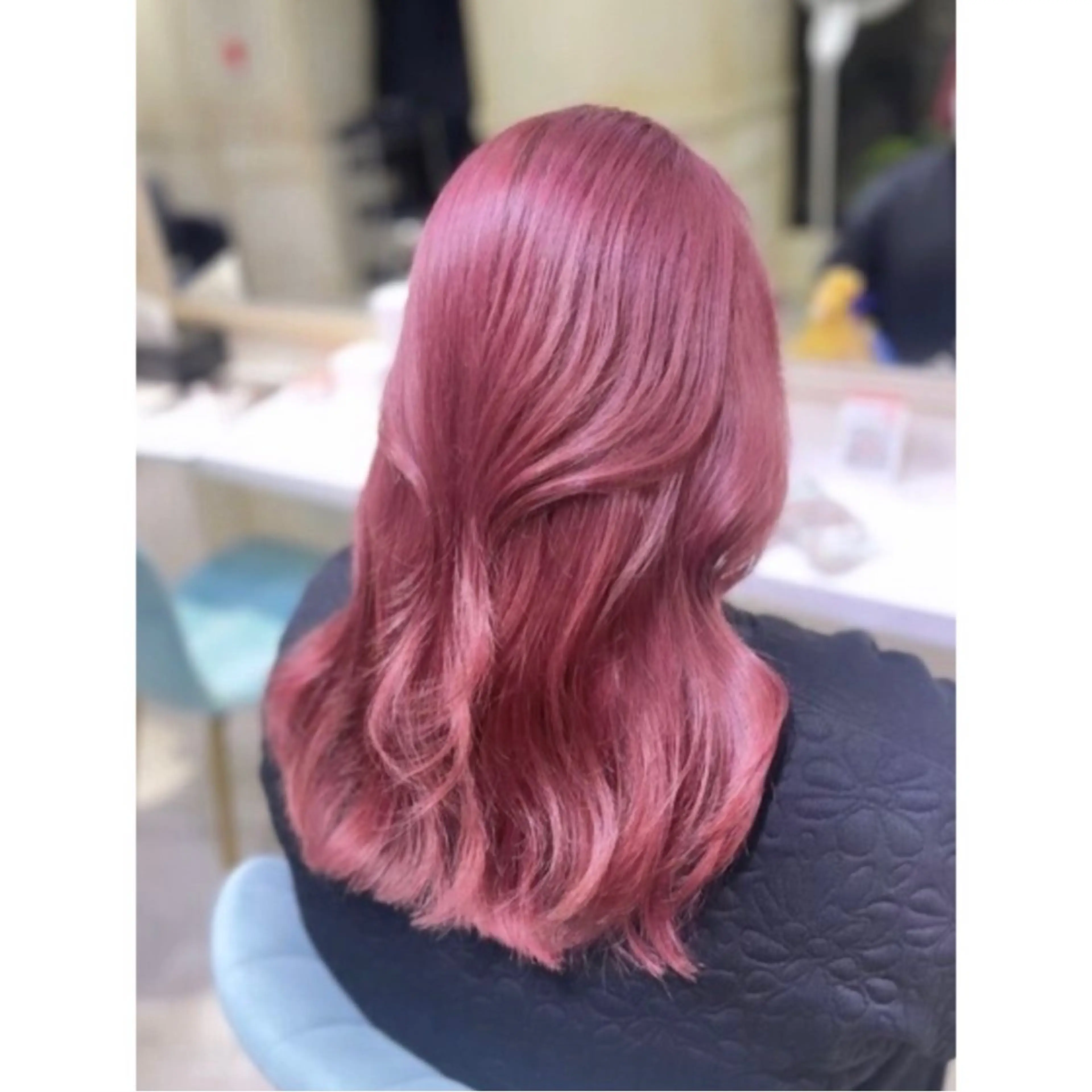 ロング カラー ピンクカラー ロング 💖ブリーチ/暖色 𝐘𝐮𝐢💖のヘアスタイル