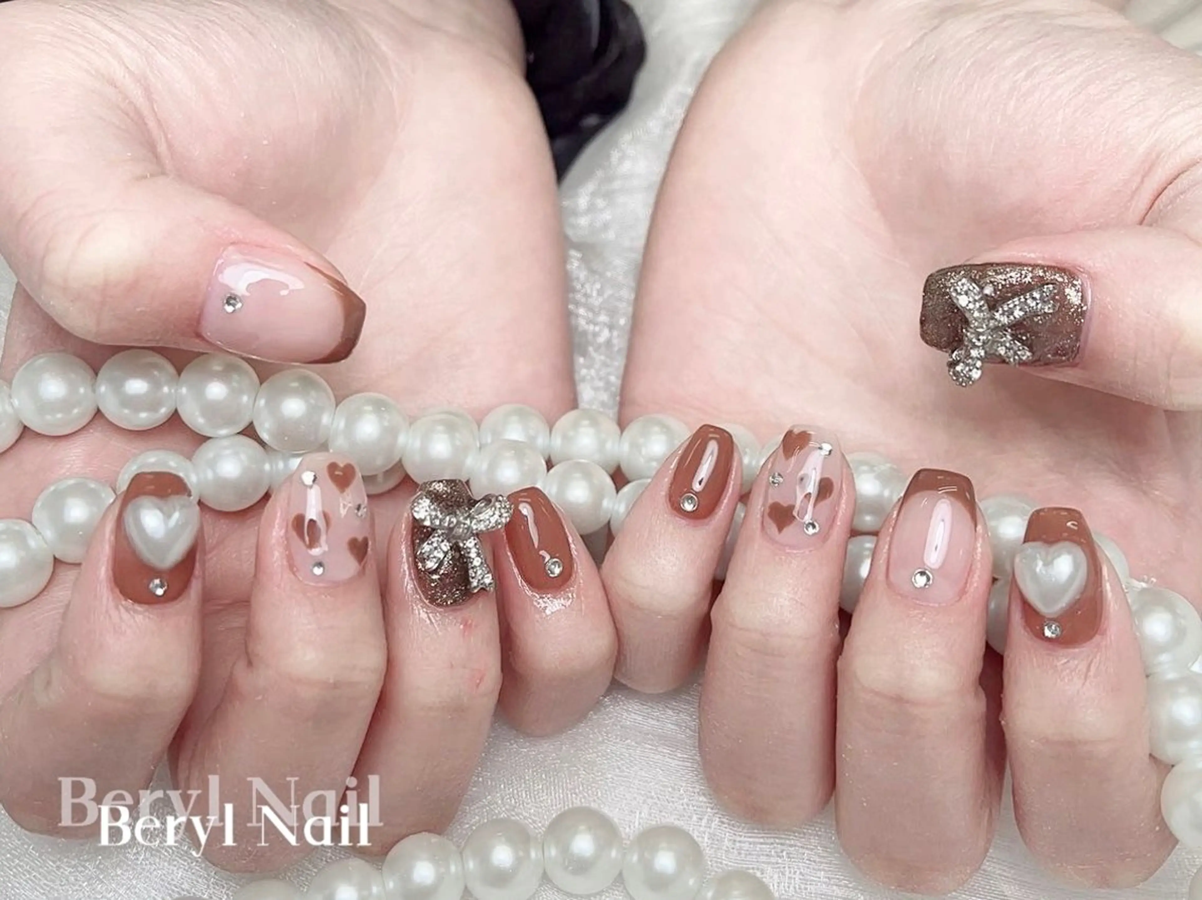 ショート ハンドネイル Beryl Nail 新大久保のネイルデザイン