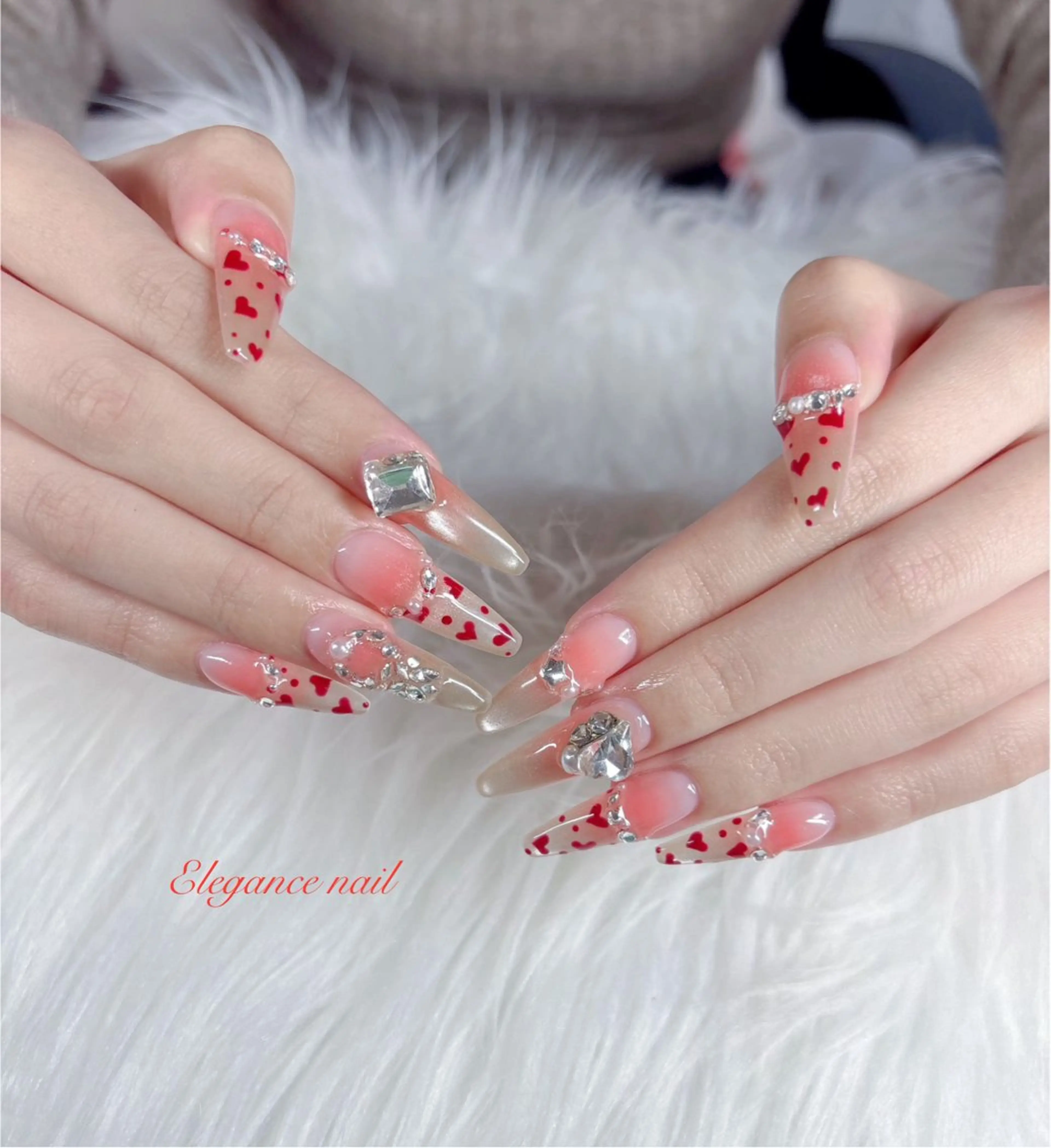 ネイル Elegance Nail所属・Elegance Nail本厚木店舗のネイルデザイン