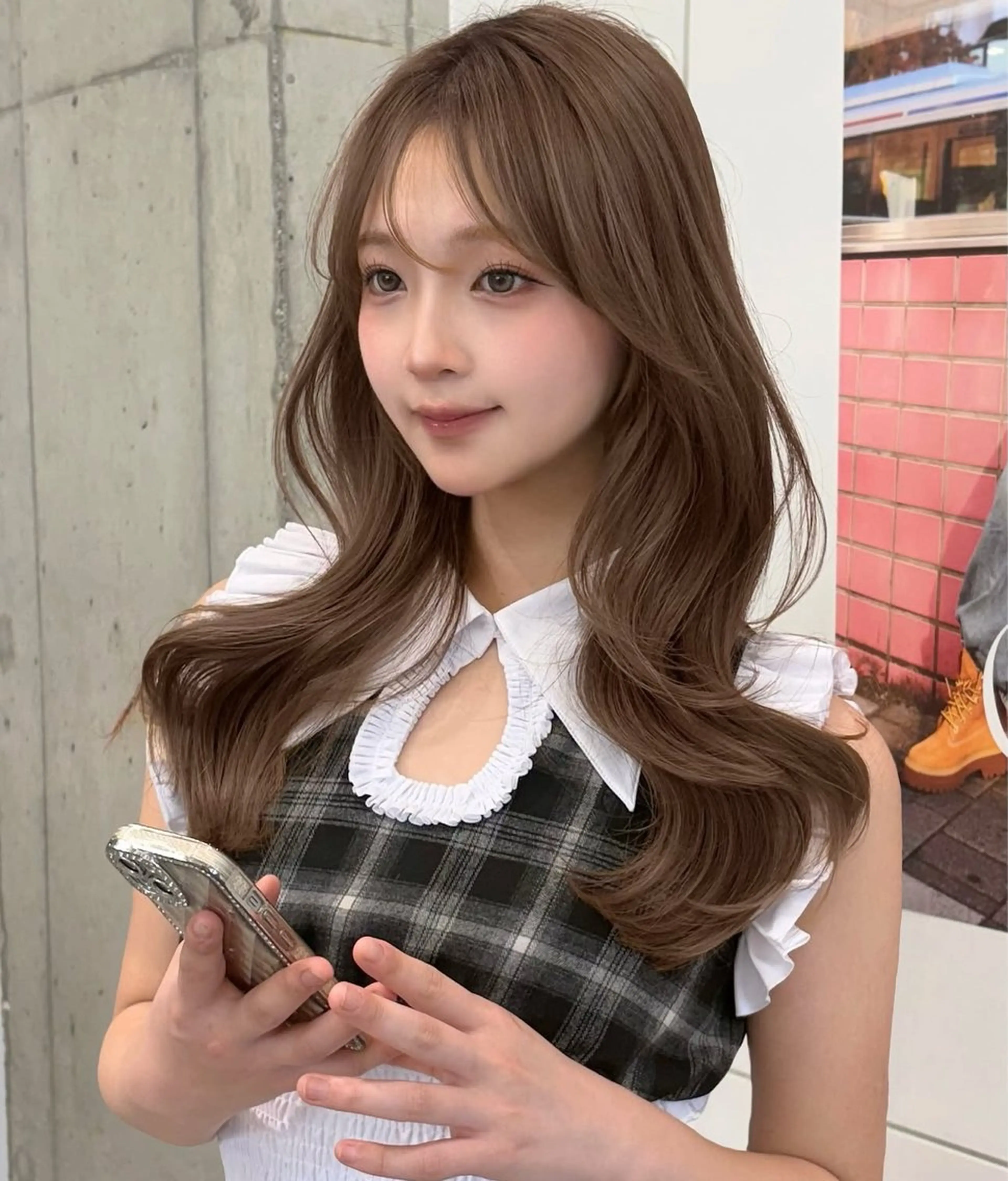 ロング カラー 韓国風レイヤーカラー ライムのヘアスタイル