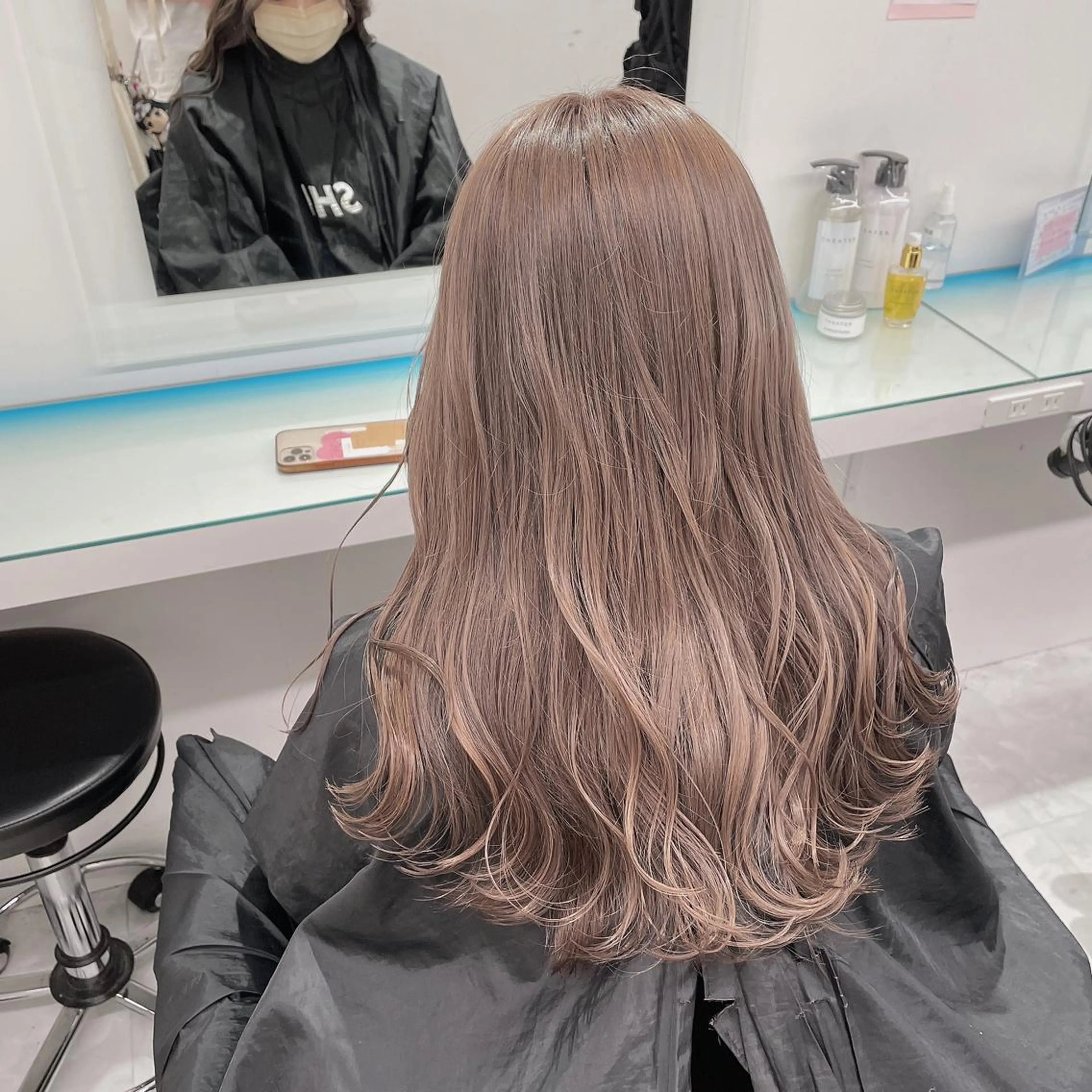 ロング カラー ヘアカラー トリートメント 💗🤍透明感カラー 🤍💗kanonのヘアスタイル