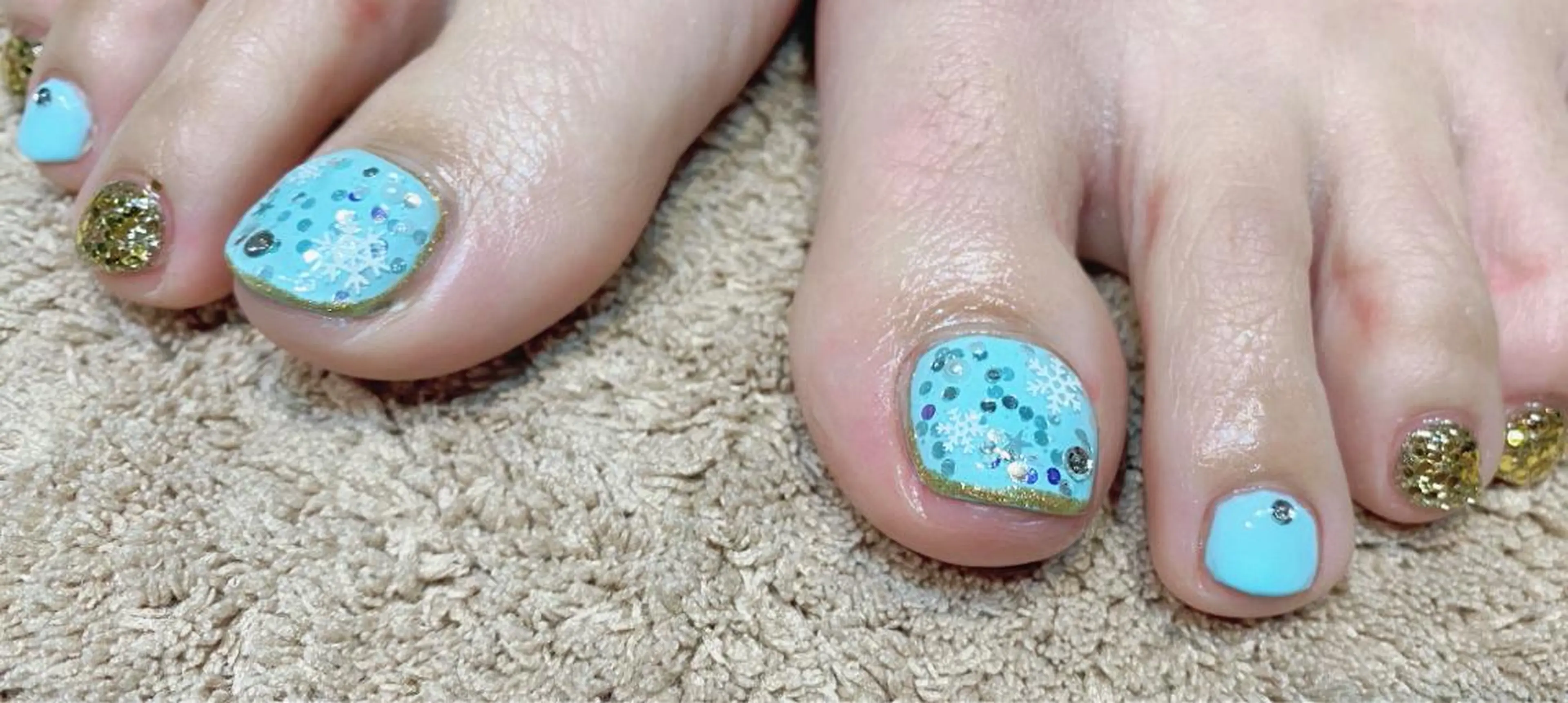 ネイル ニュアンスネイル🌈 MYU Nailsのネイルデザイン