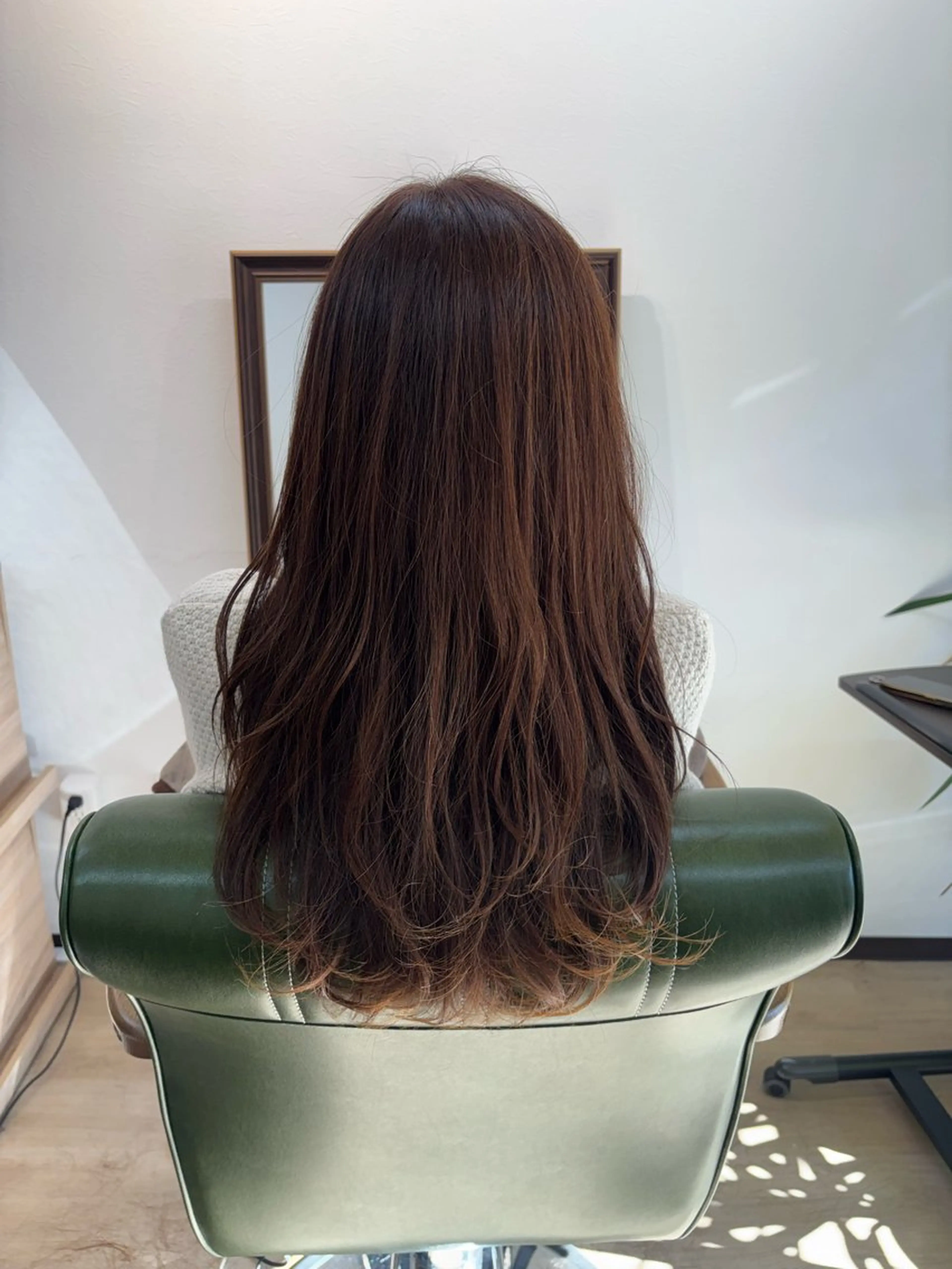 ロング ロングレイヤー レイヤーカット ロング 鈴木 優奈のヘアスタイル