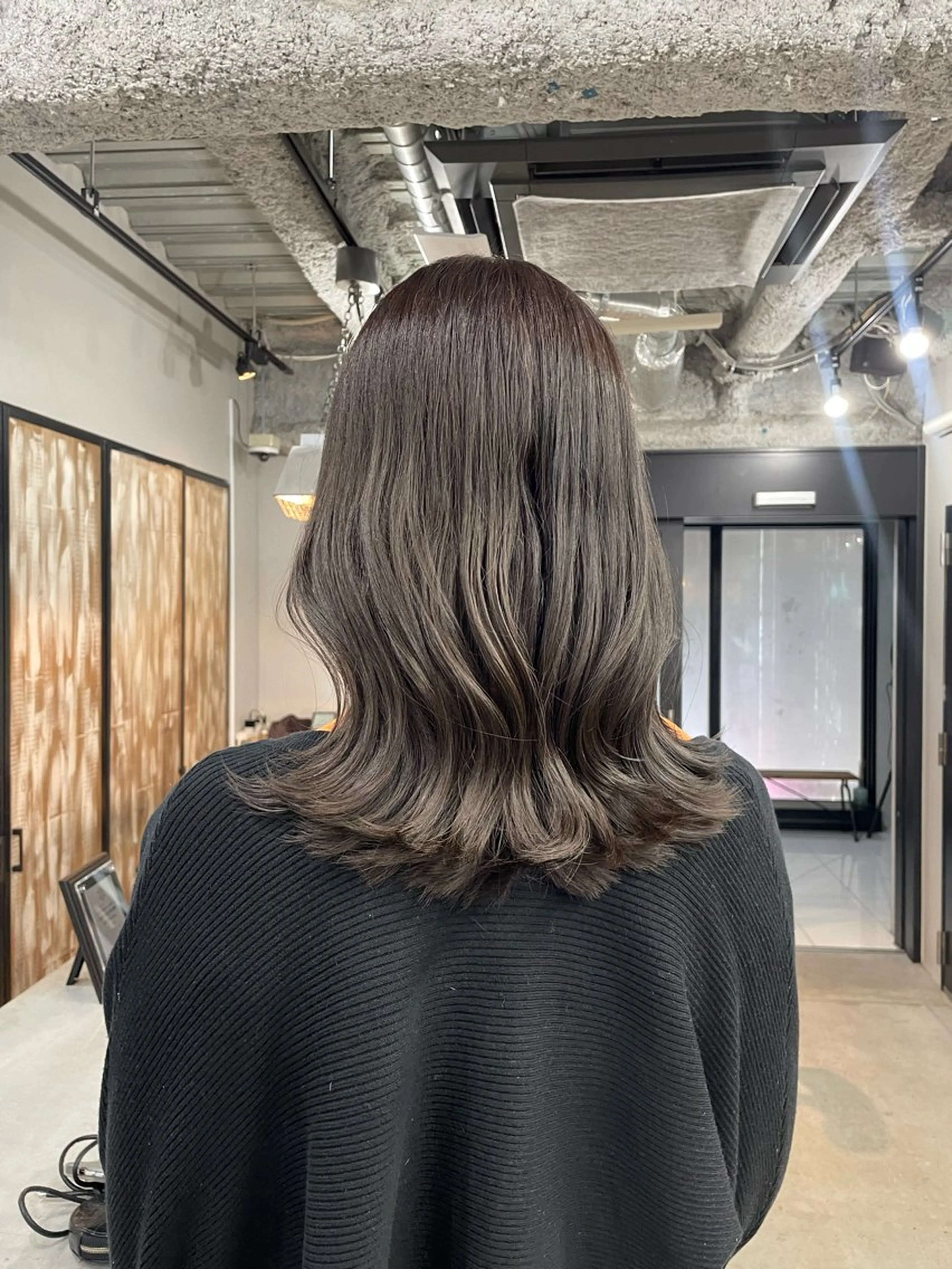 セミロング カラー カット ヘアカラー トリートメント ヘアセット 新宿/韓国ヘア/ 髪質改善ストレートのヘアスタイル