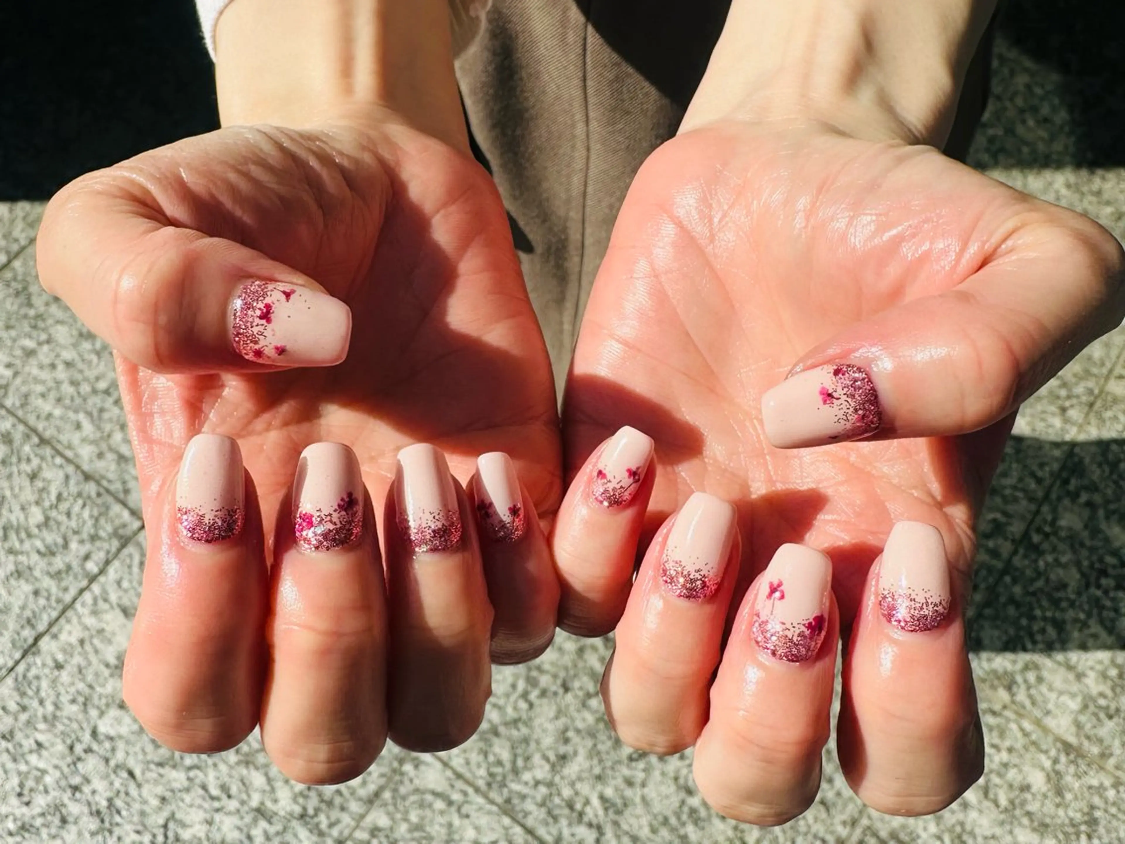 ネイル 月、水、木限定 和泉樹理のネイルデザイン