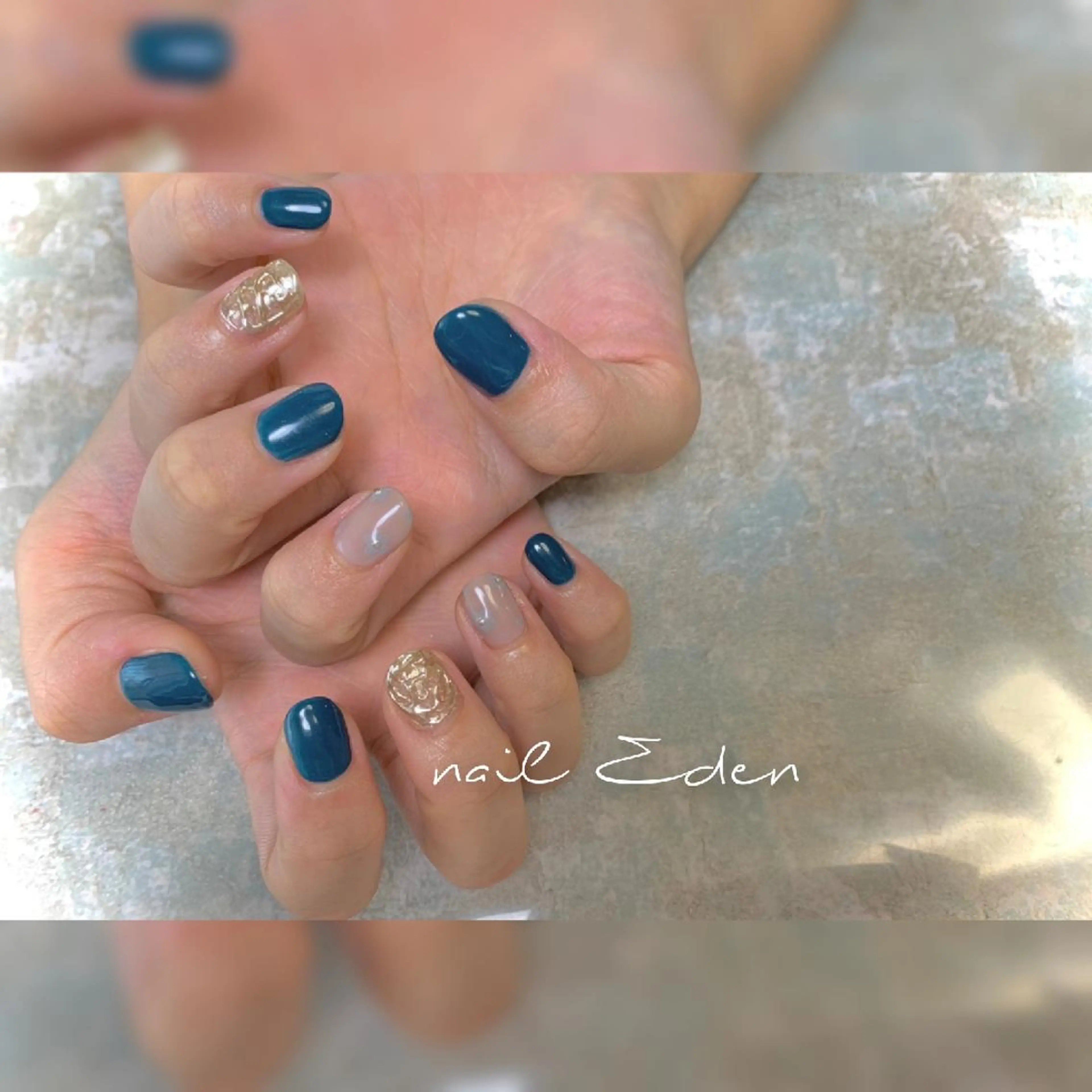 ネイル フラワーネイル ミラーネイル 持ち込み シンプルネイル Eden ♾️のネイルデザイン