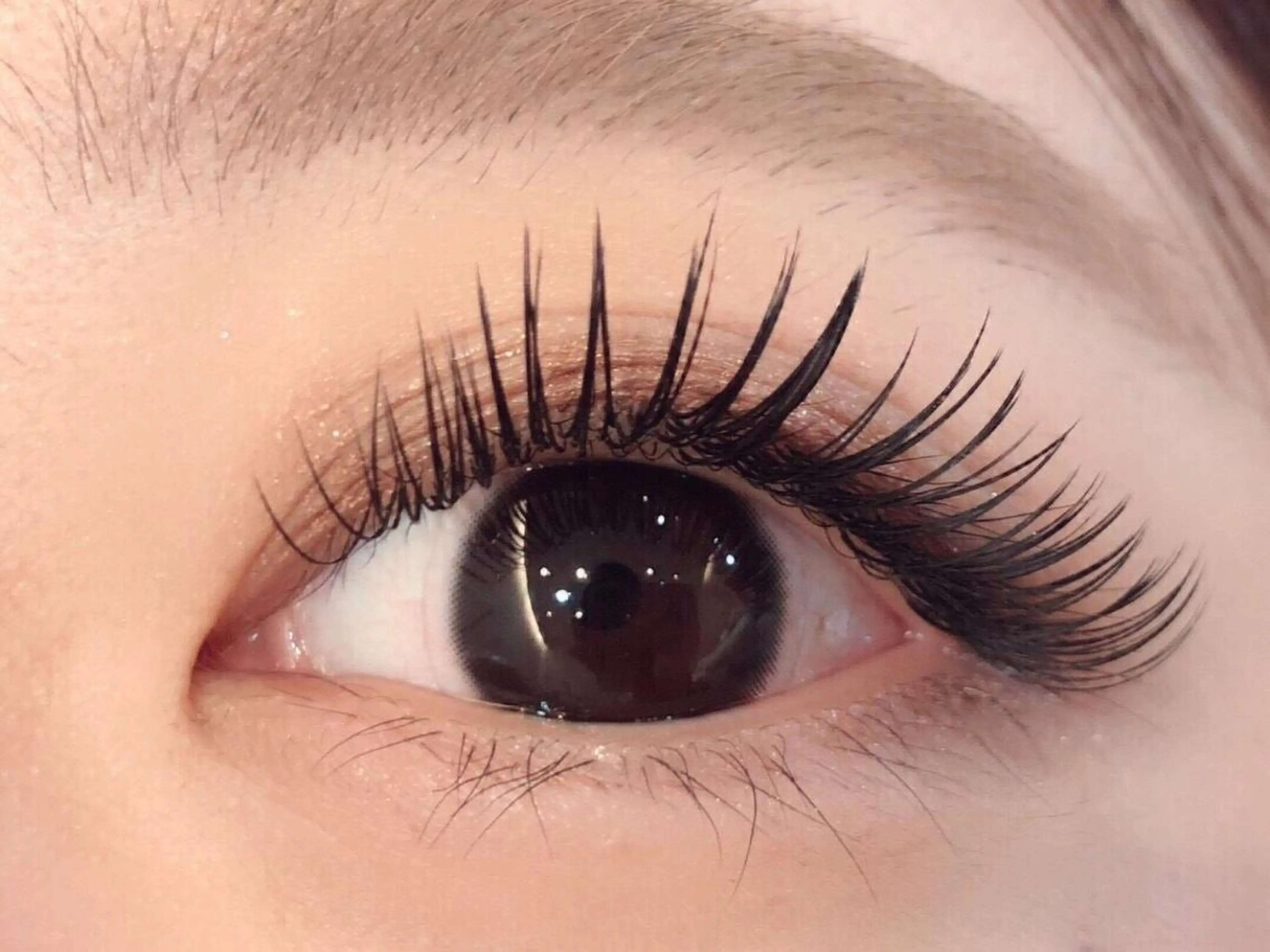 マツエク・マツパ 石渡このみ 🍊レイヤーカットのヘアスタイル