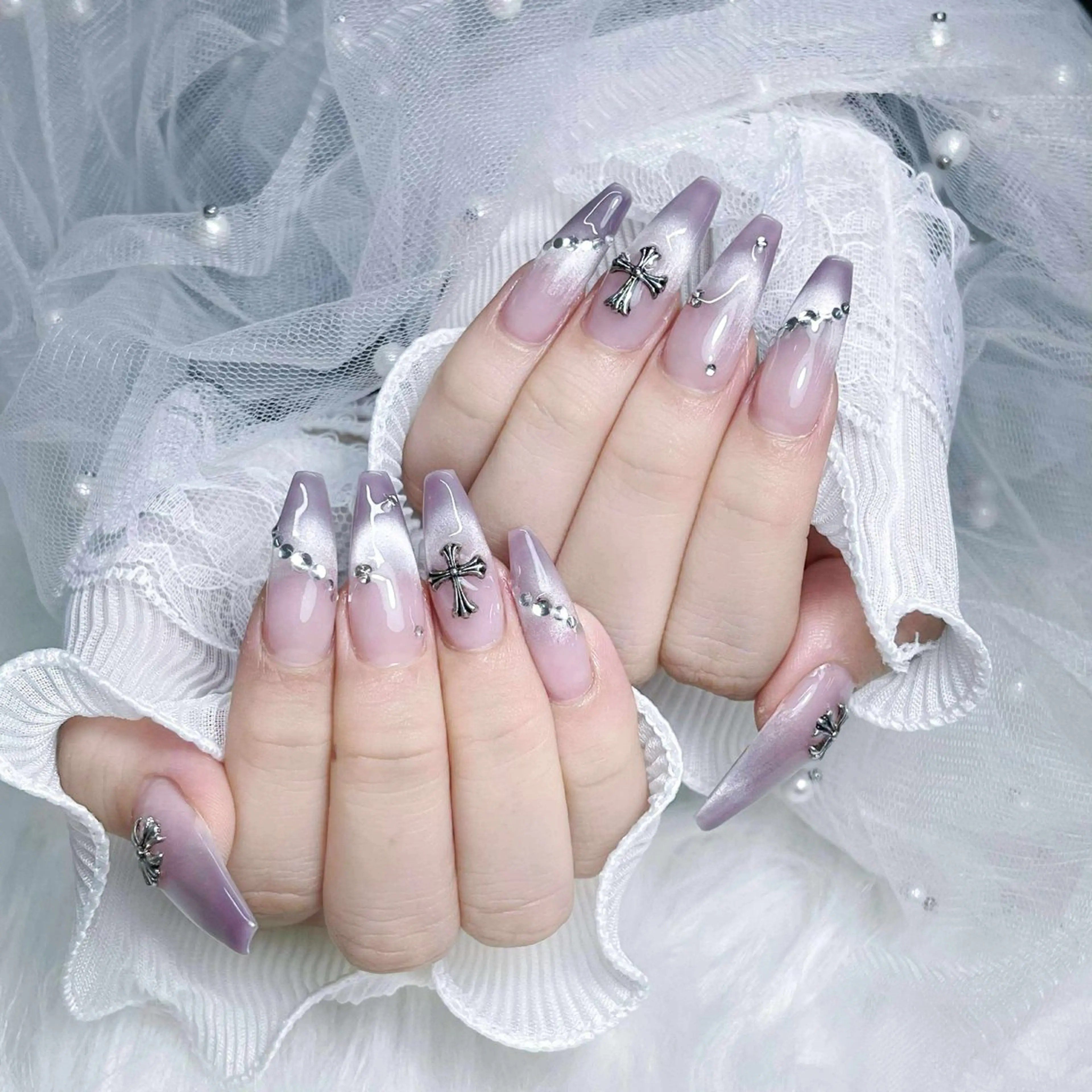 ネイル アートネイル オーロラネイル フットネイル ジェルネイル キラキラネイル ハンドネイル ハンドケア Nova Nailのネイルデザイン