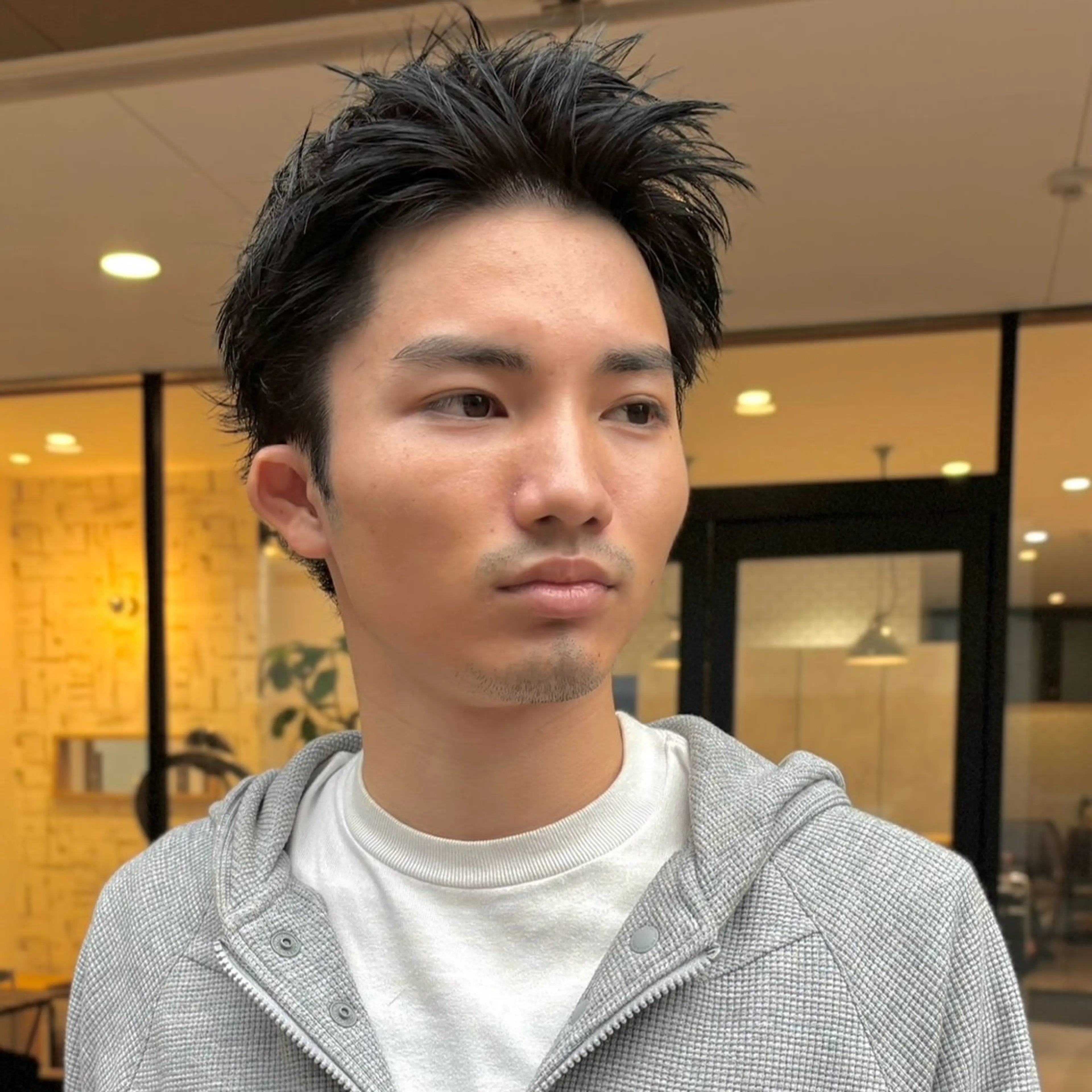 メンズ フェードカット フェザーパーマ メンズパーマ メンズショート スパイキーショート カット 【メンズショート 特化】村斎　伶次のヘアスタイル