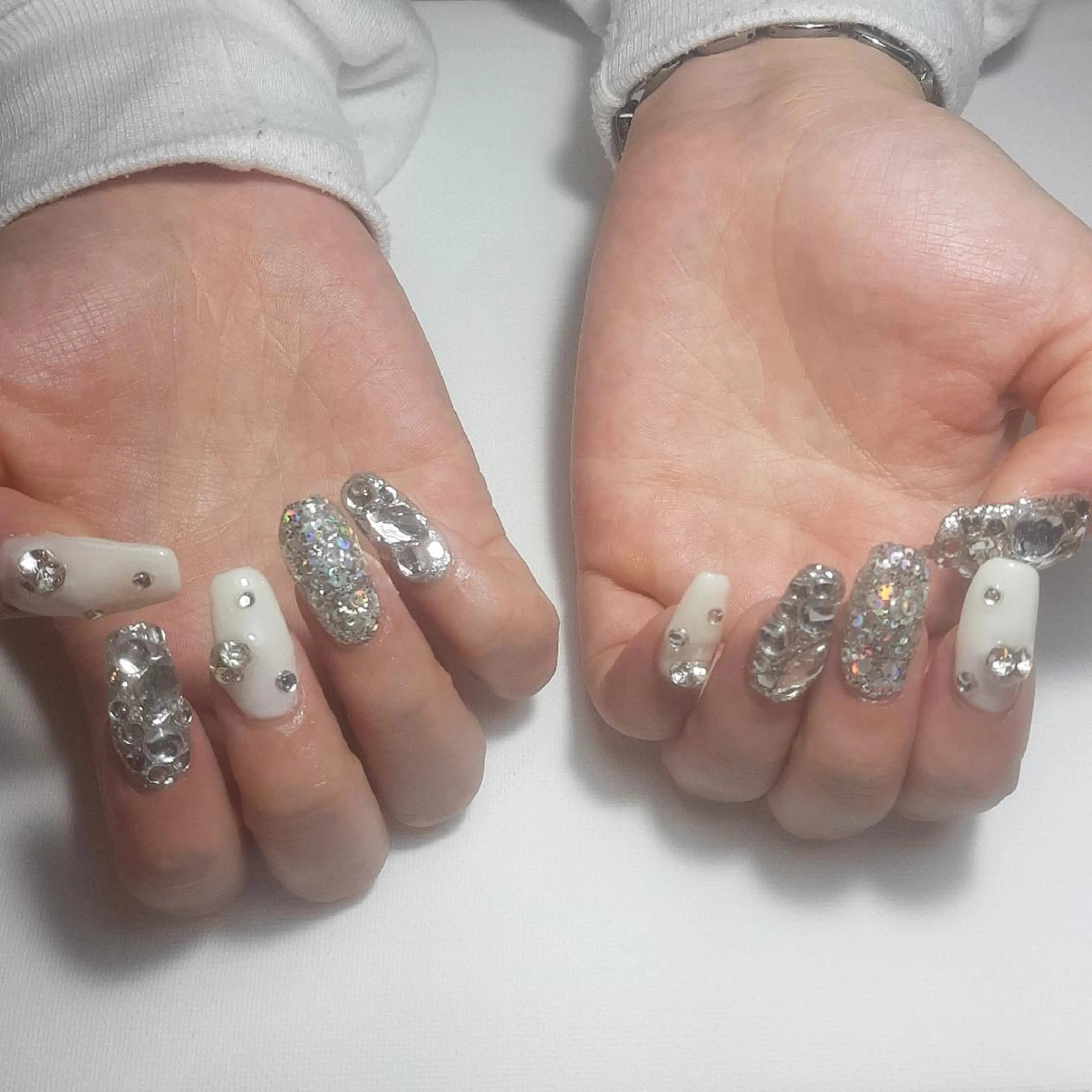 ネイル キラキラネイル ロングネイル owlnail /持込みデザイン専門のネイルデザイン