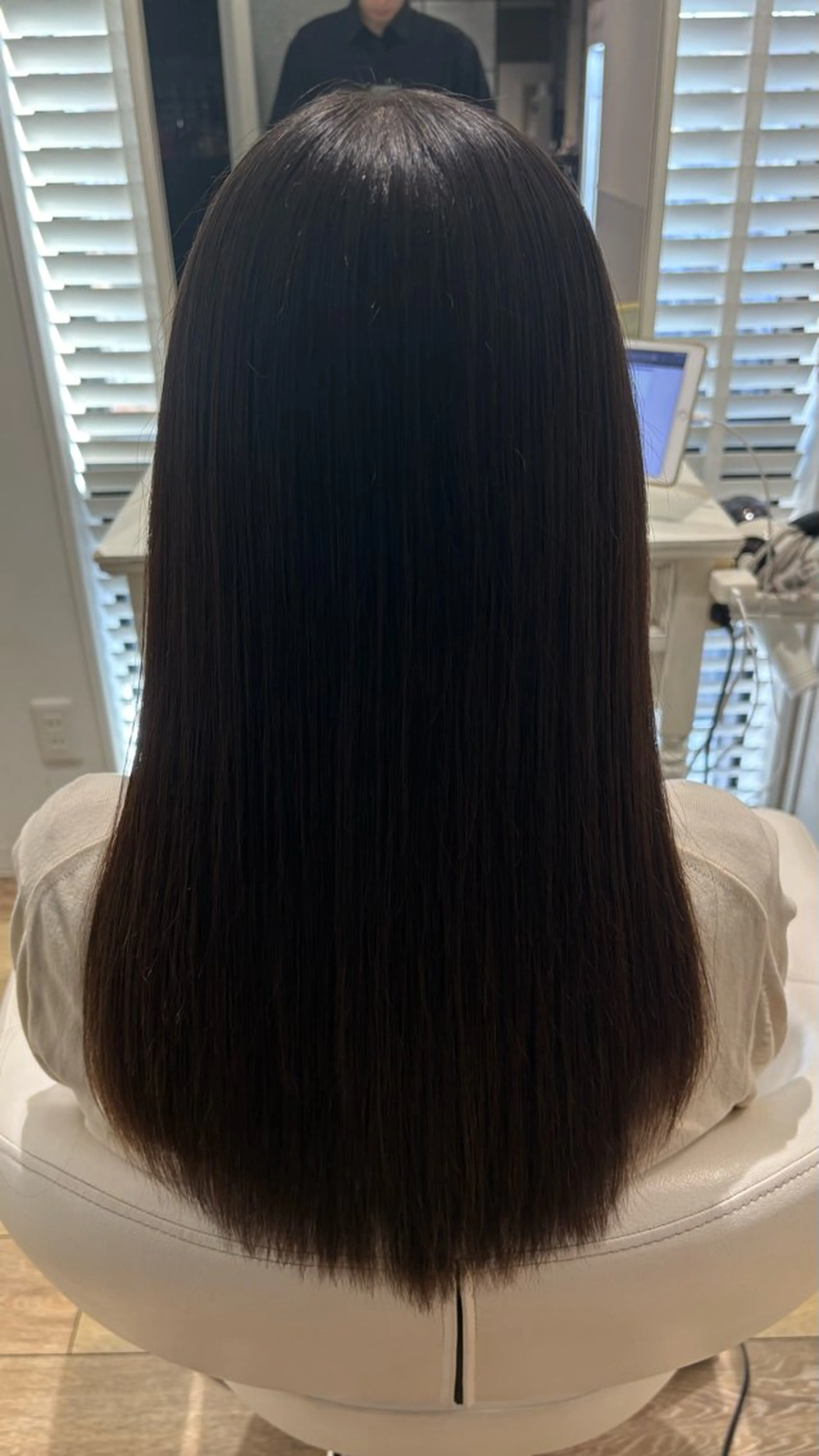 セミロング カラー カット 縮毛矯正 トリートメント ♣️似合わせ 艶髪カラーYUUGAのヘアスタイル