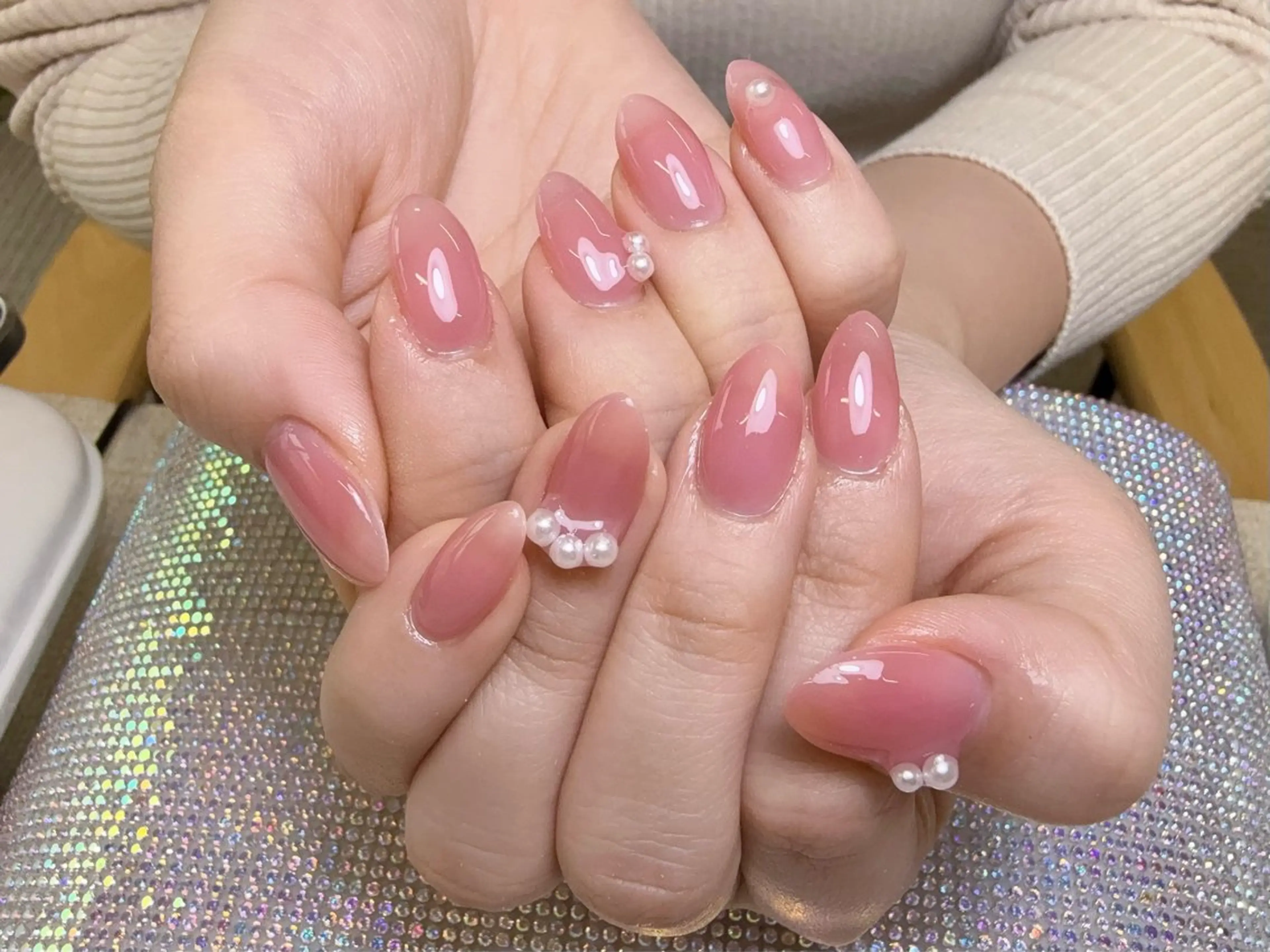 ネイル オーロラネイル チークネイル 長さ出し フットネイル フレンチネイル ハンドネイル Yu  Ki ネイルのネイルデザイン