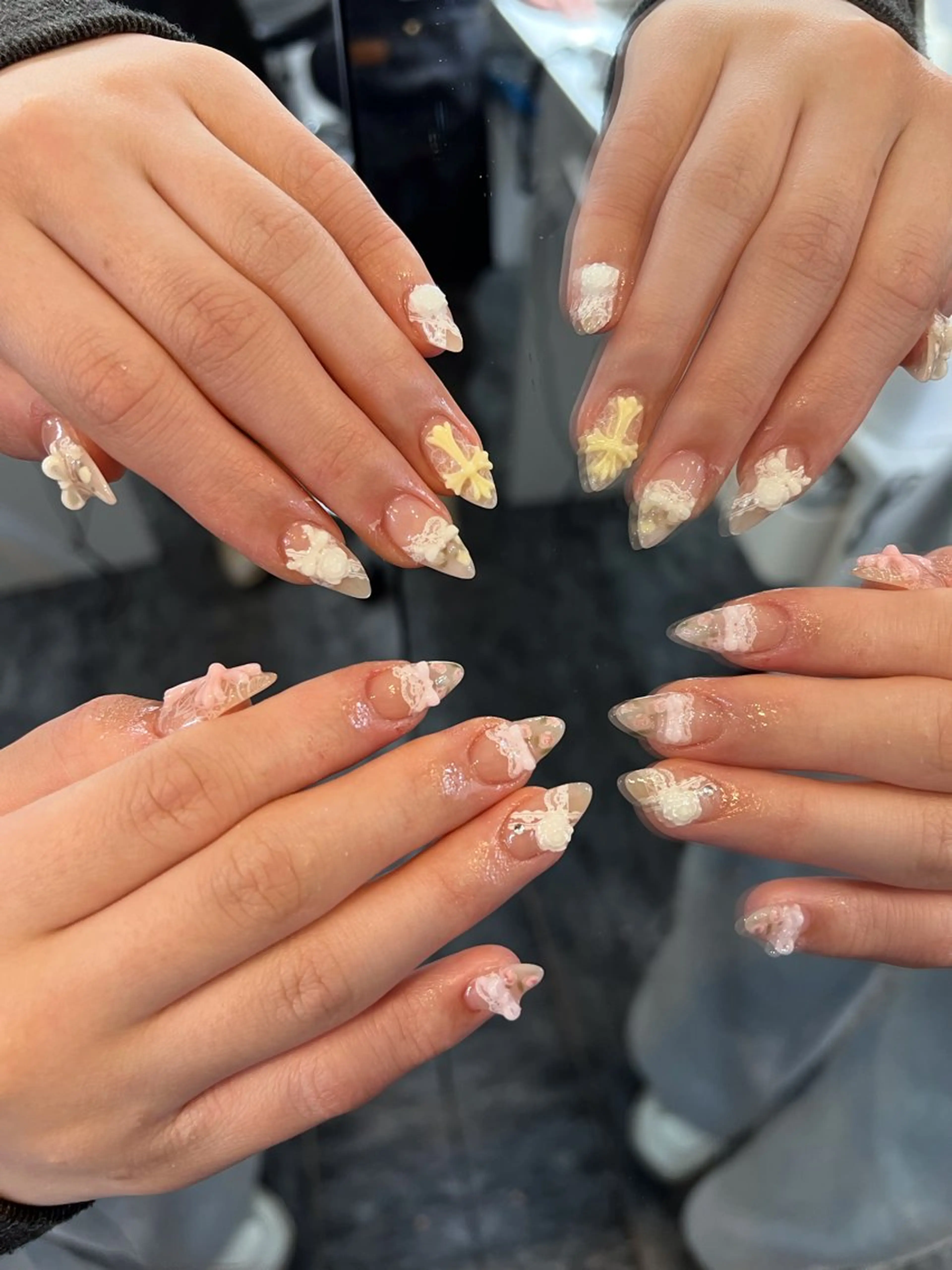 ネイル オーロラネイル ボルドー ブラウン 氷ネイル・うるうるネイル キラキラネイル ハンドネイル Sora  Nail 長さ出し専門店のネイルデザイン