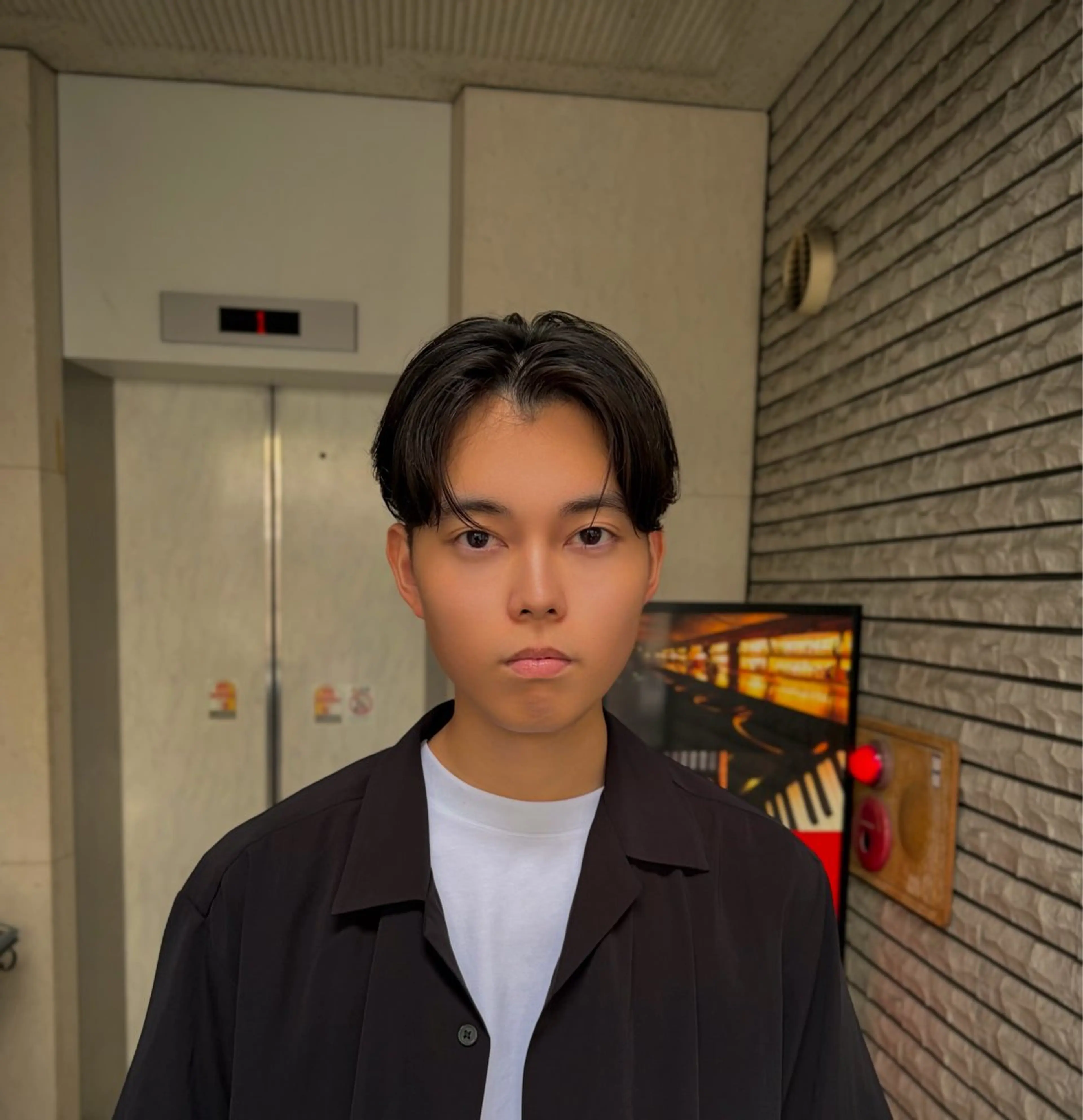 ショート メンズ センターパート カット daichi (UMM)のヘアスタイル