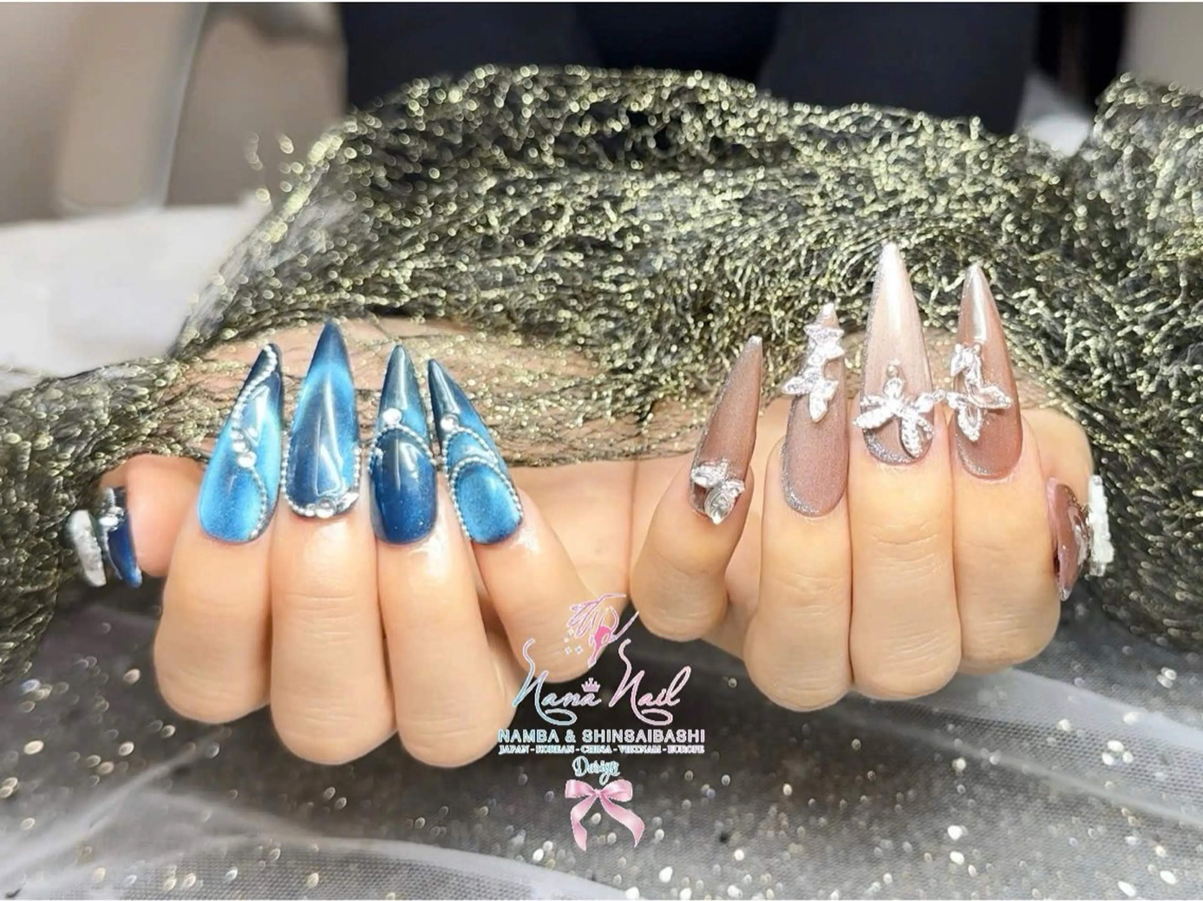 セミロング 韓国風ヘア クリスマス ハンドネイル Linanail Nambaのネイルデザイン