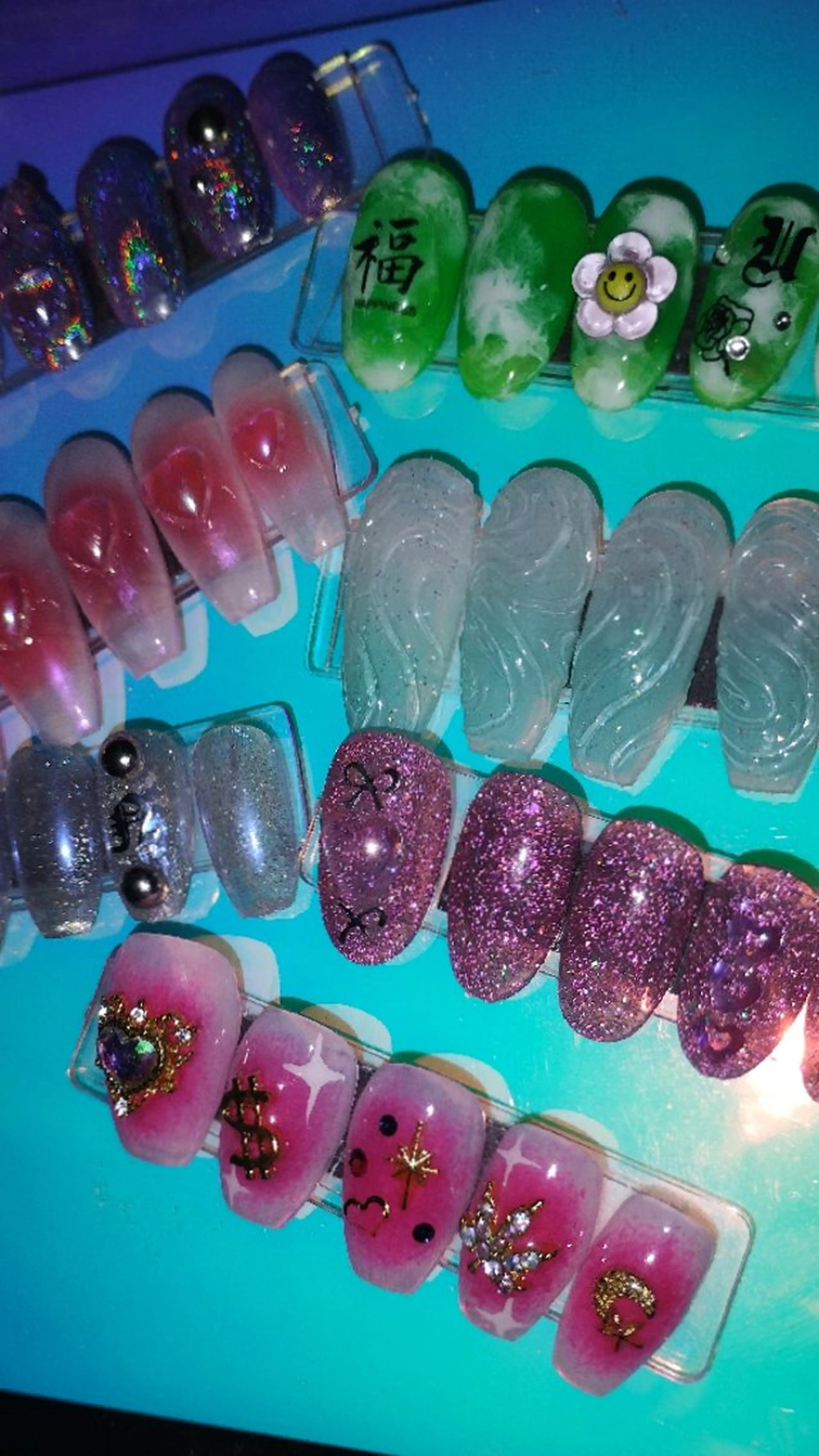 ネイル 424 nailsのネイルデザイン