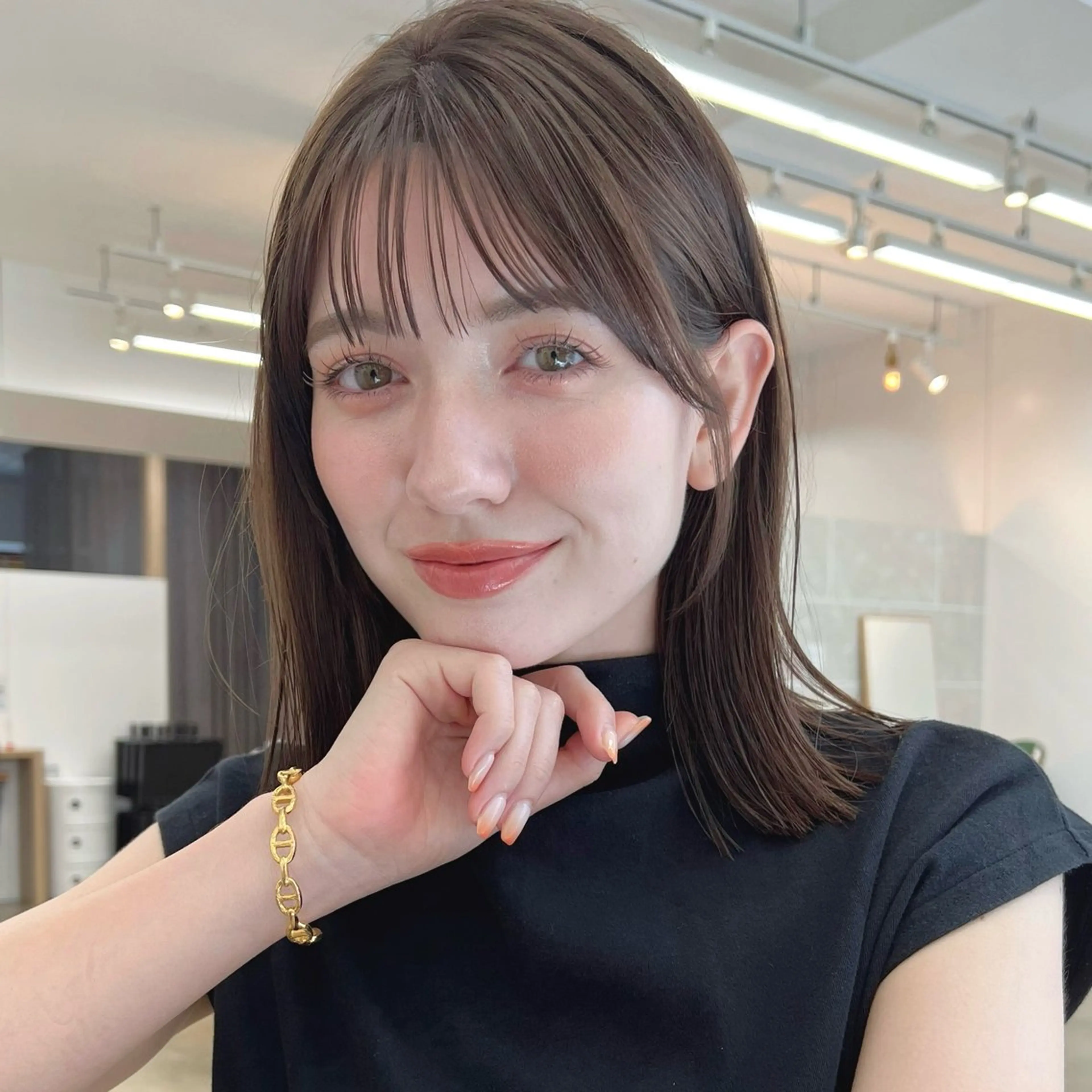 セミロング パーマ セミロングパーマ 顔周りカット ✨️今だけ無料✨️ 鶴田みなみのヘアスタイル