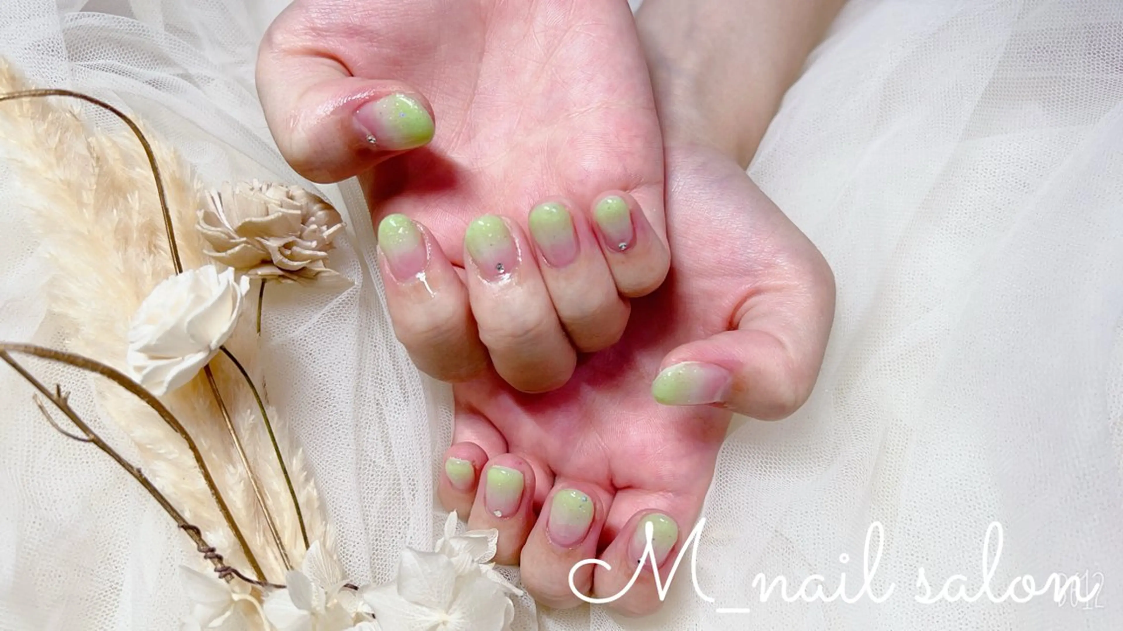 ネイル シンプルネイル M_ nail salonのネイルデザイン