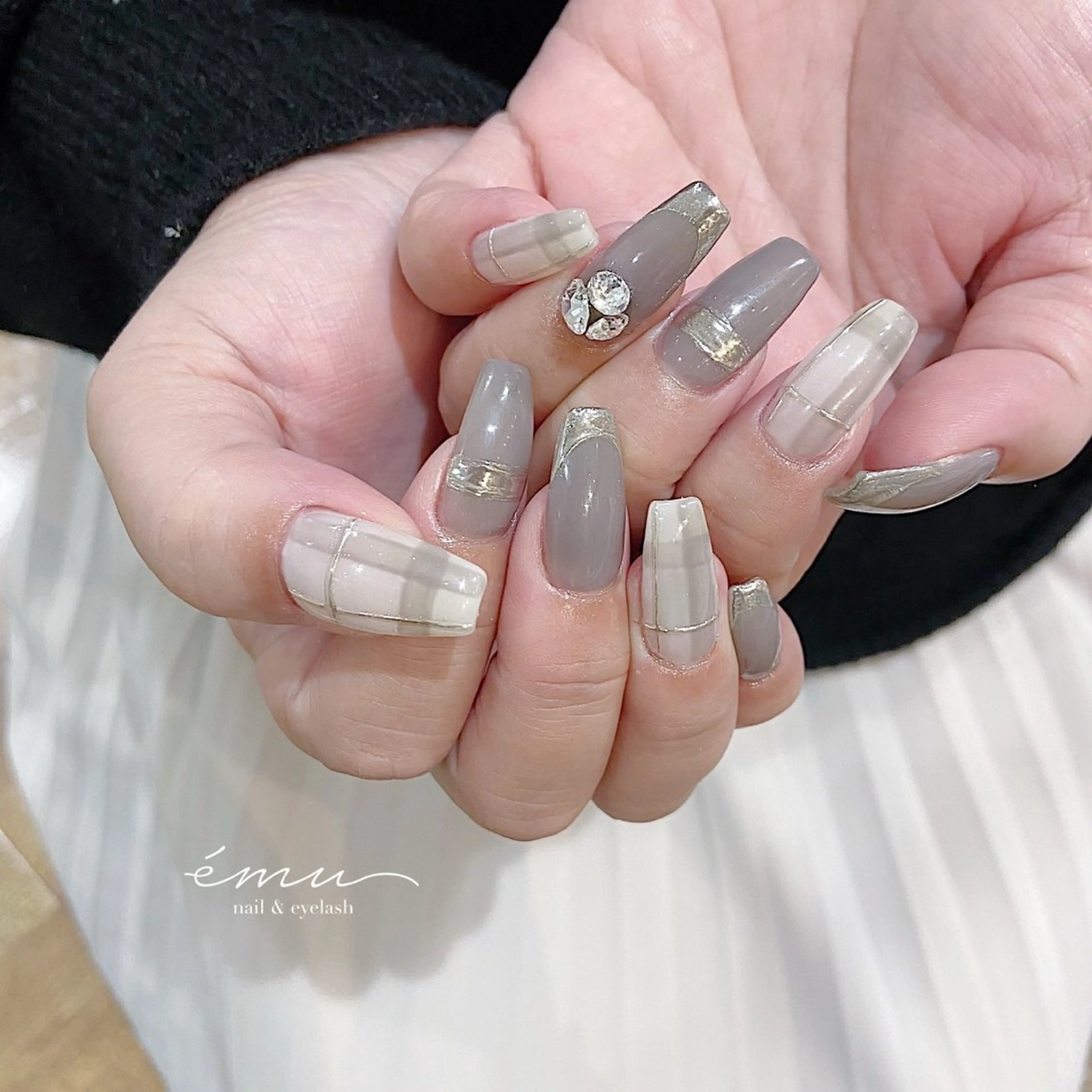 ネイル ハンドネイル emu haruのネイルデザイン