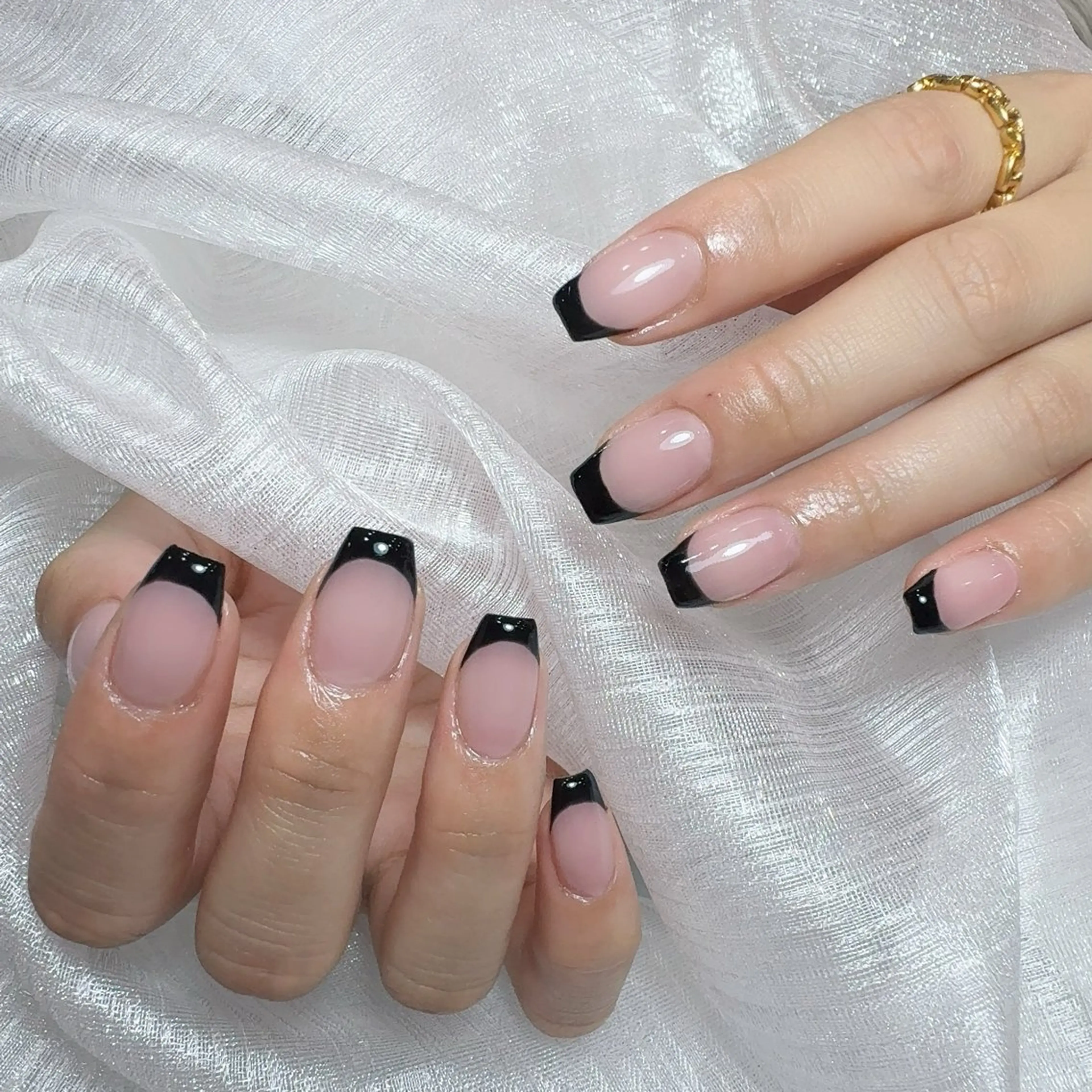 ネイル アートネイル フラッシュネイル フレンチネイル ジェルネイル ガラスフレンチ You&Me Yukiのネイルデザイン