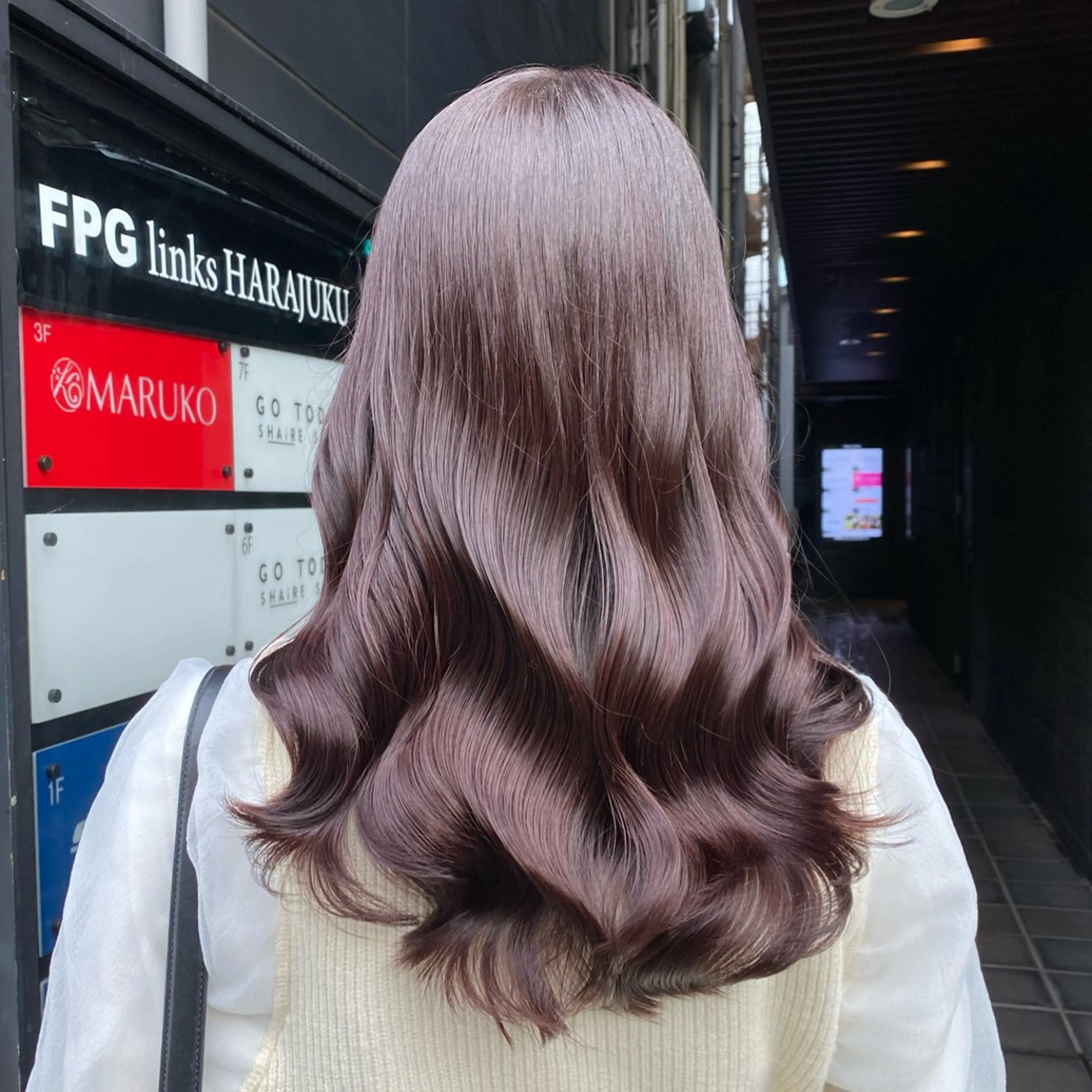 ロング カラー ヘアカラー 山内 直英のヘアスタイル
