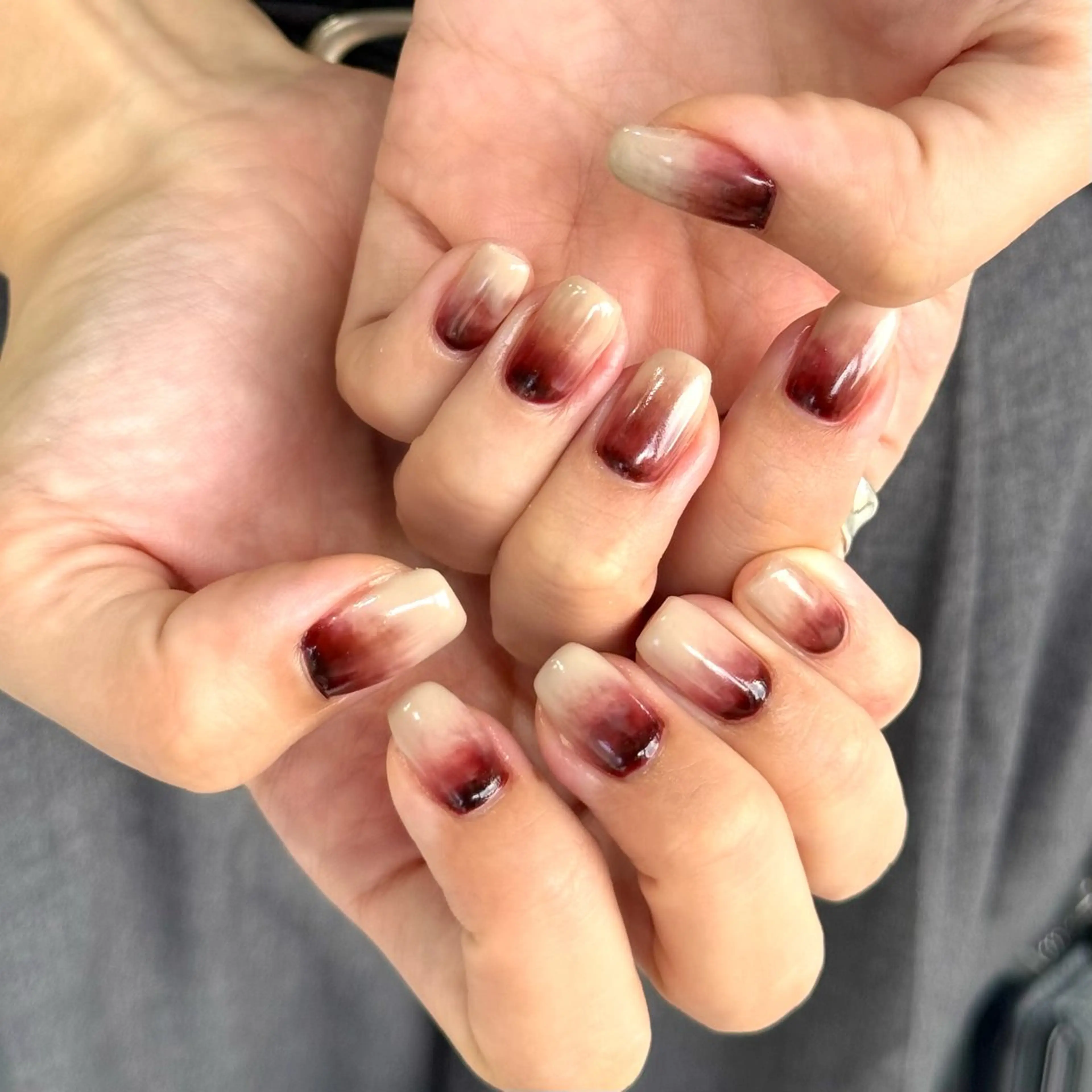 ネイル グラデーション ハンドネイル HARUKA ネイリスト福岡/薬院のネイルデザイン