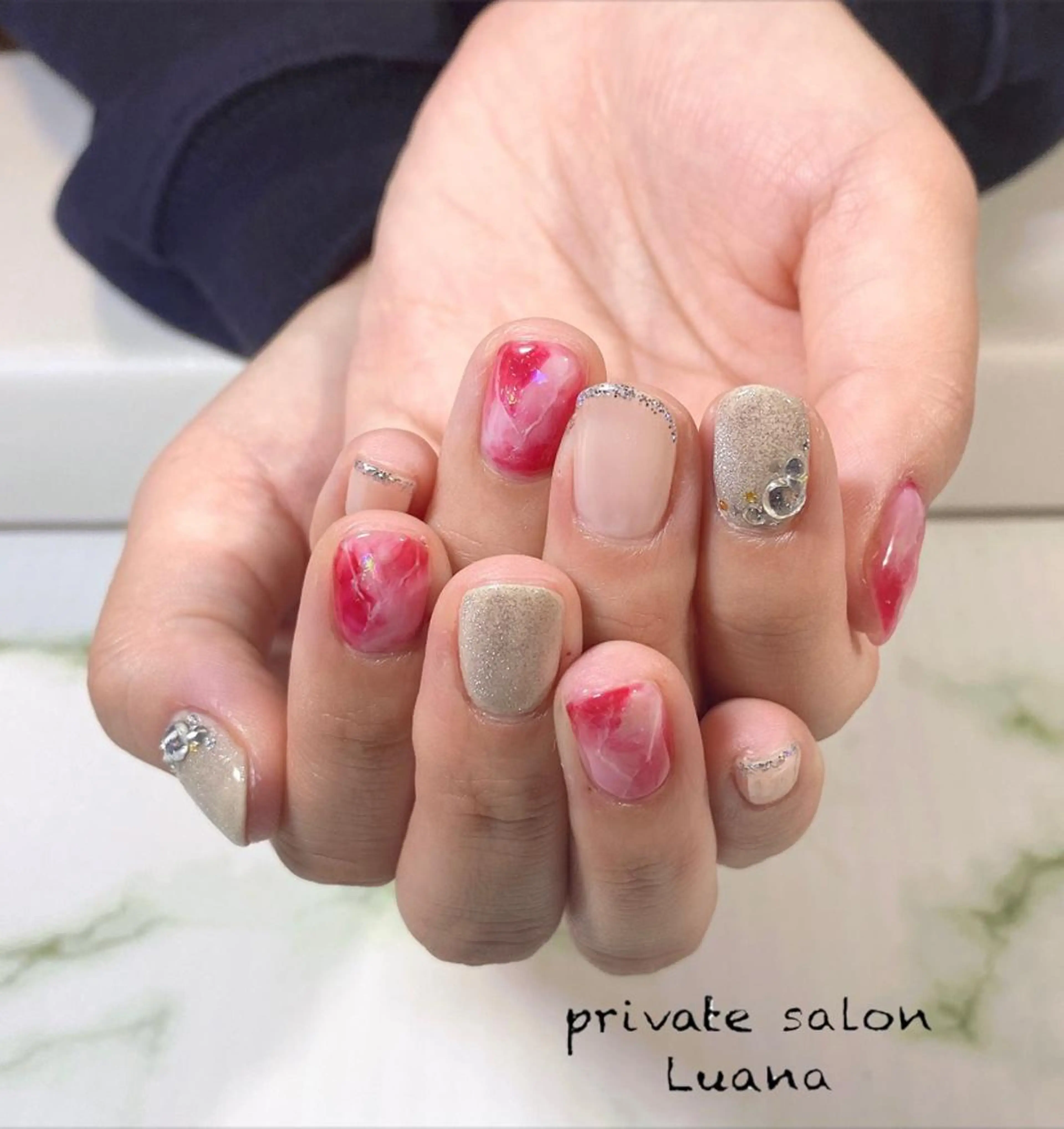 ネイル 持ち込み 自宅ネイルサロン ルアナのネイルデザイン